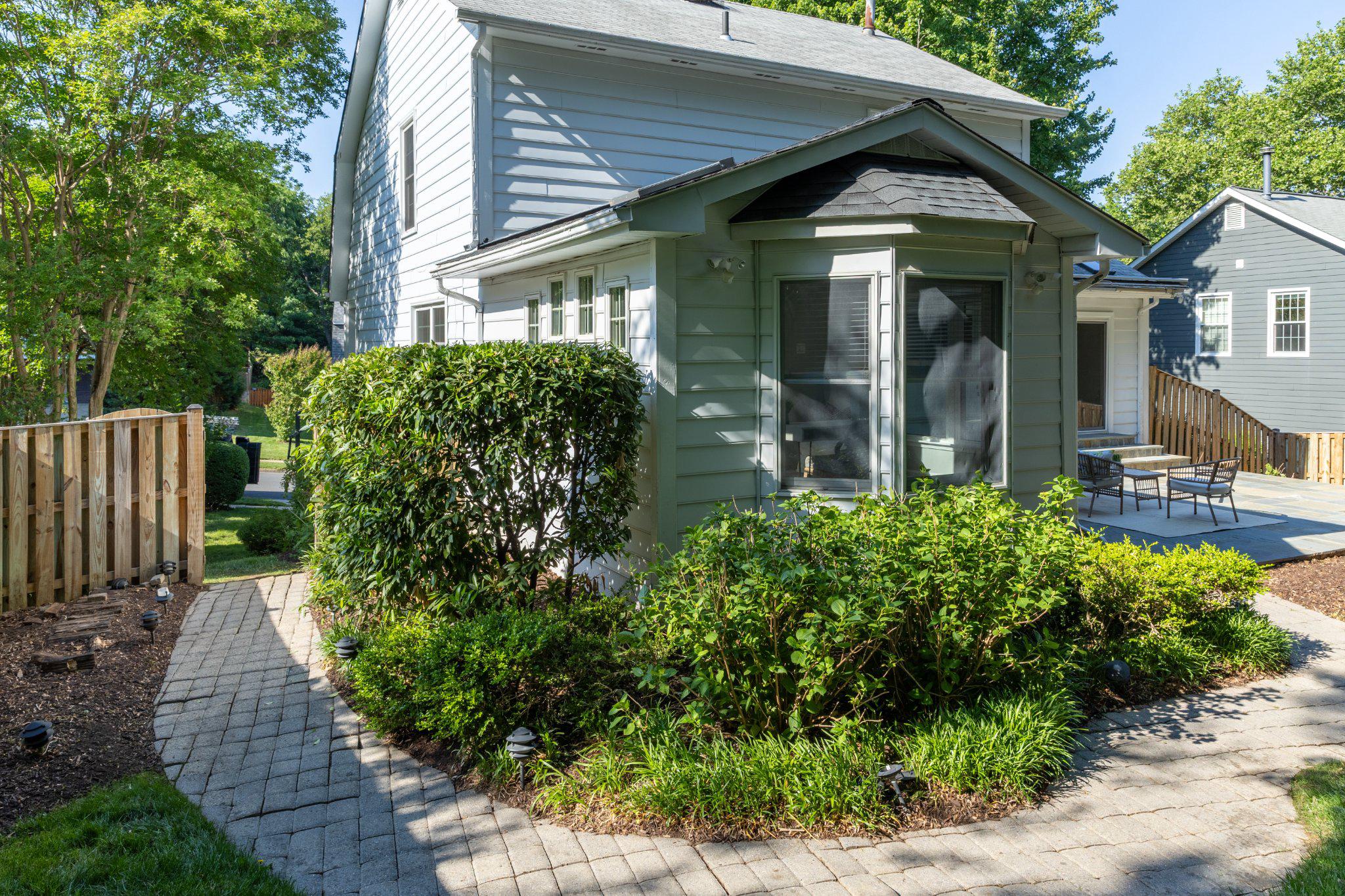 6208 GENTLE LANE