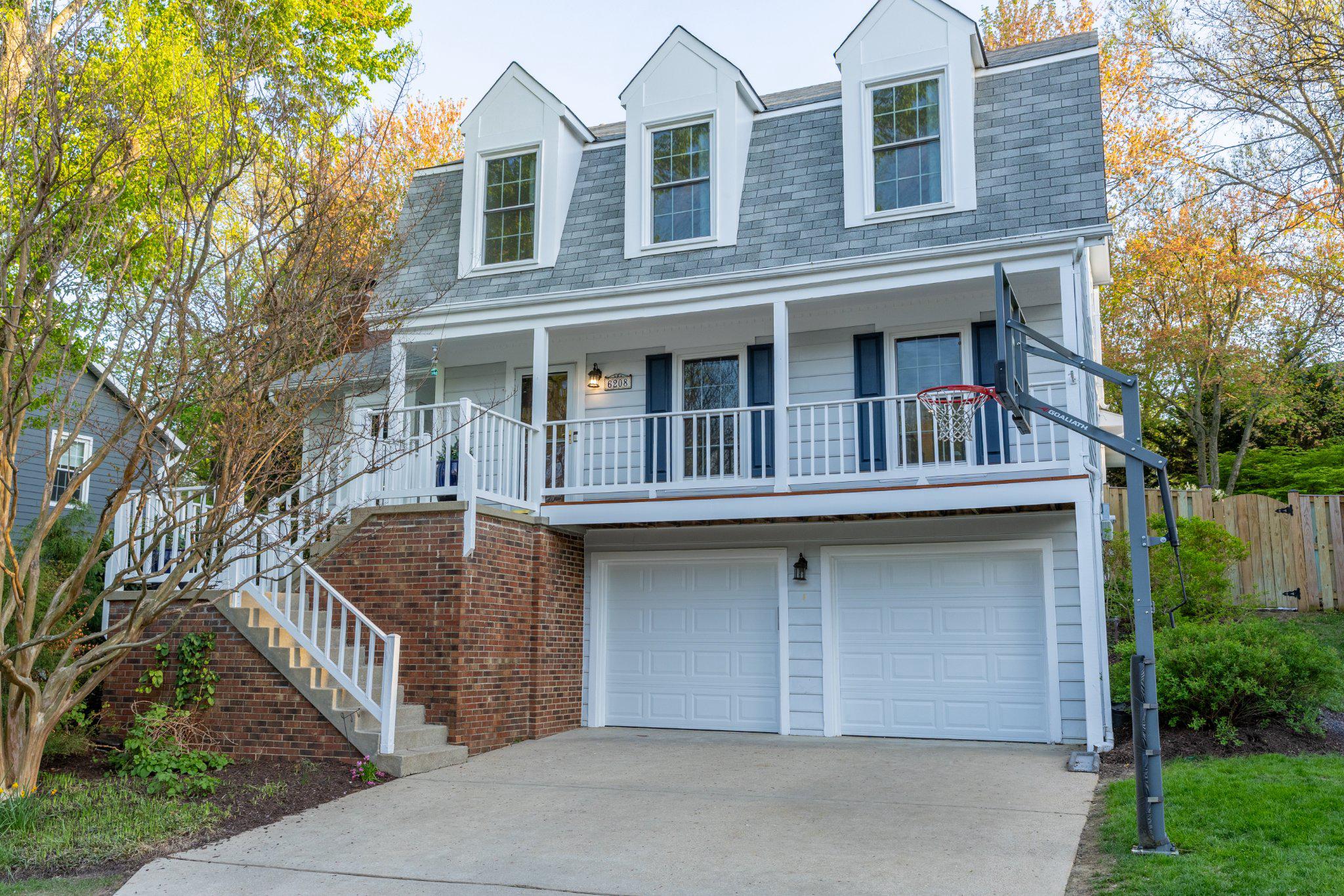 6208 GENTLE LANE