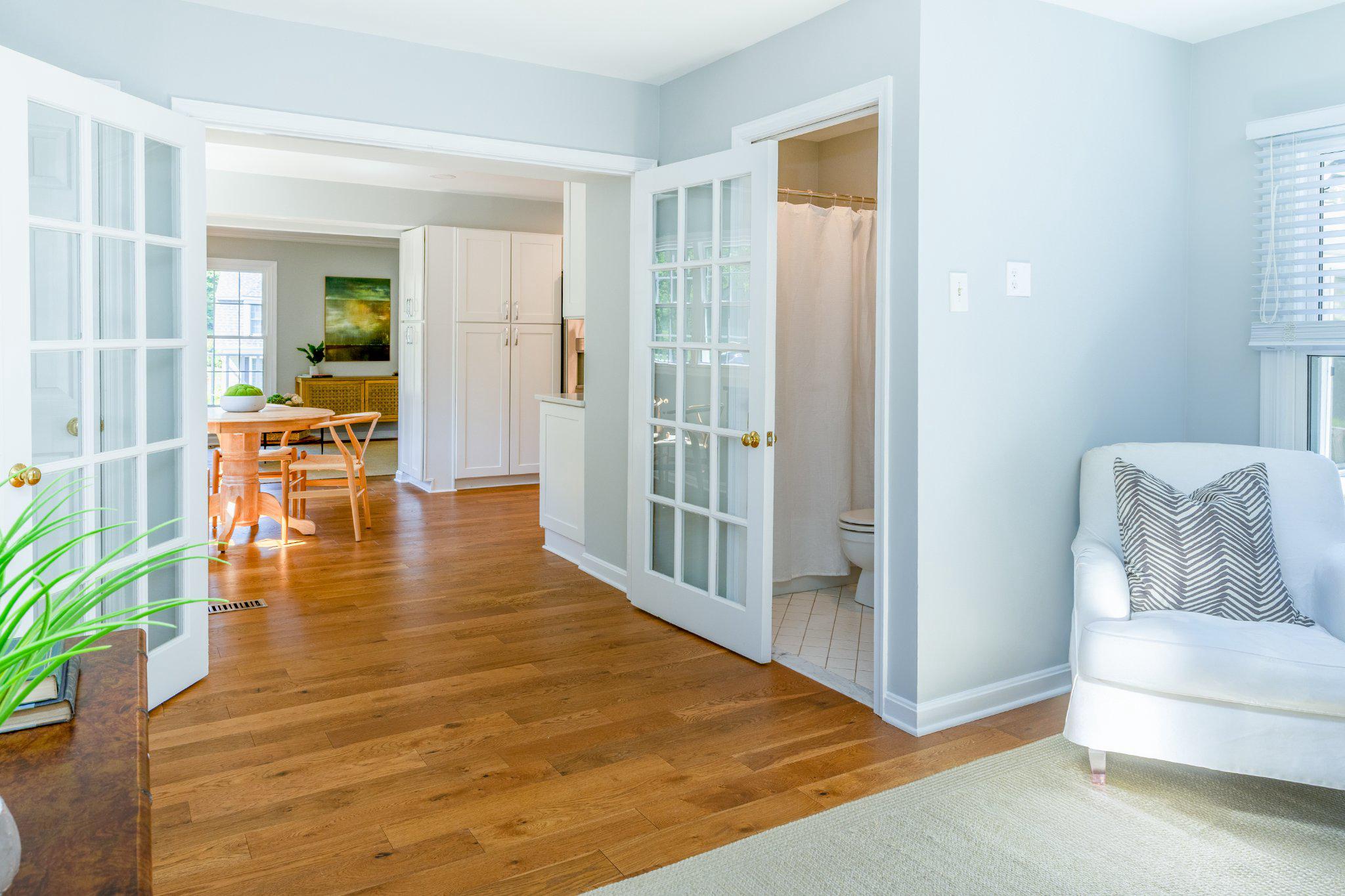6208 GENTLE LANE