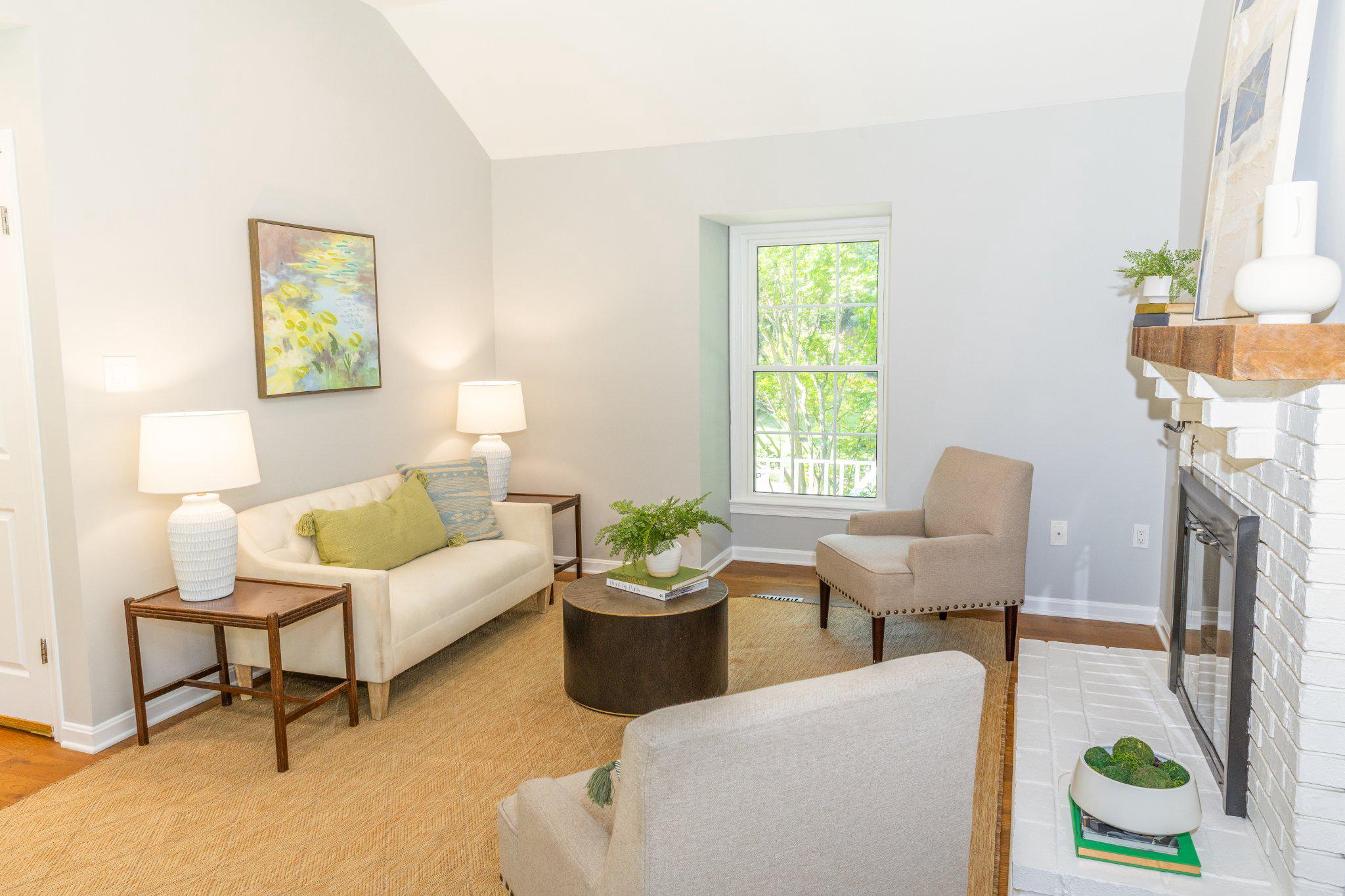 6208 GENTLE LANE