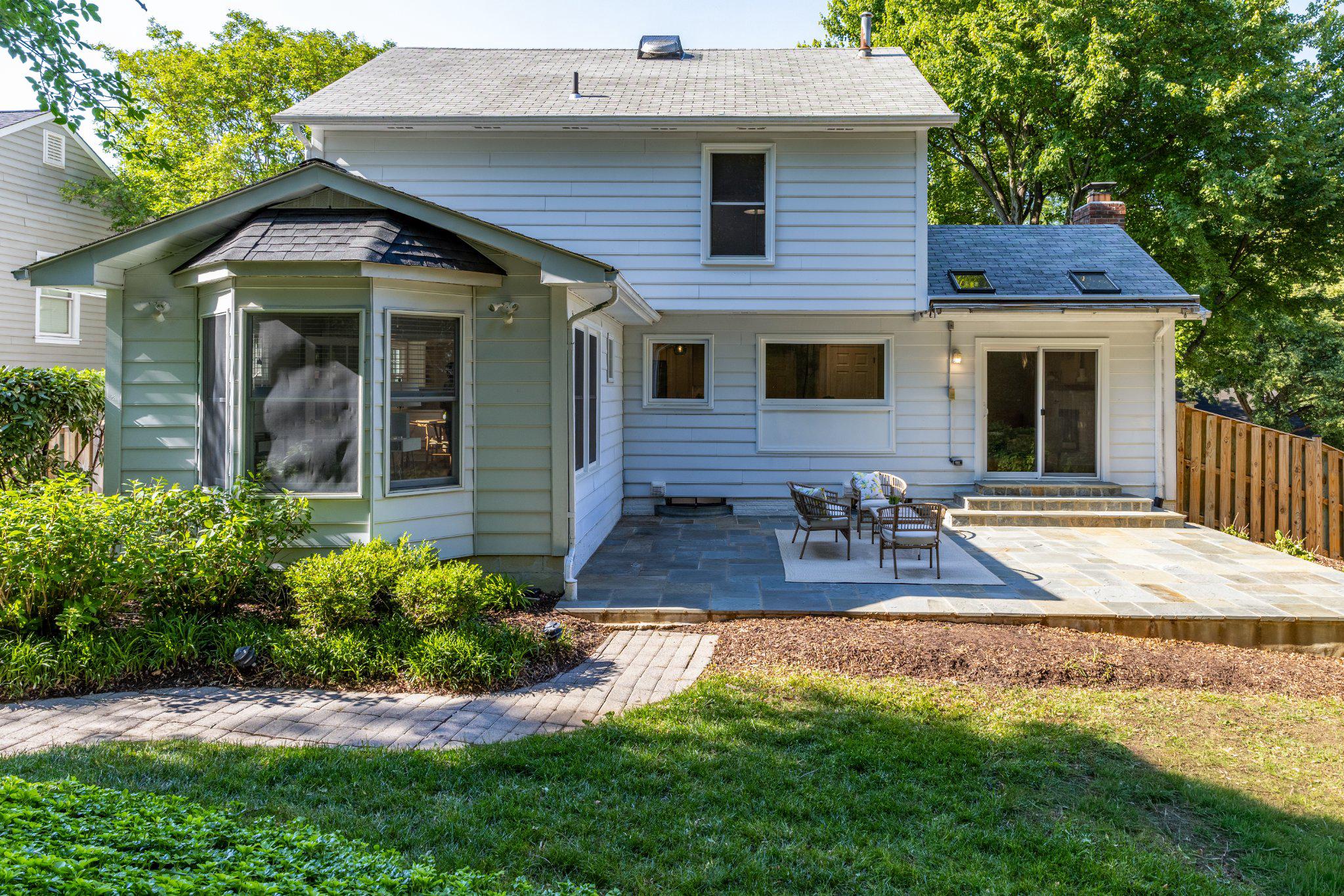 6208 GENTLE LANE