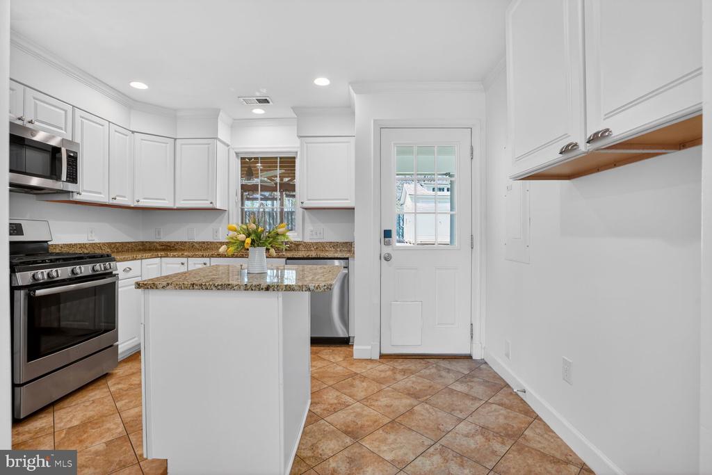 6610 CAVALIER DRIVE