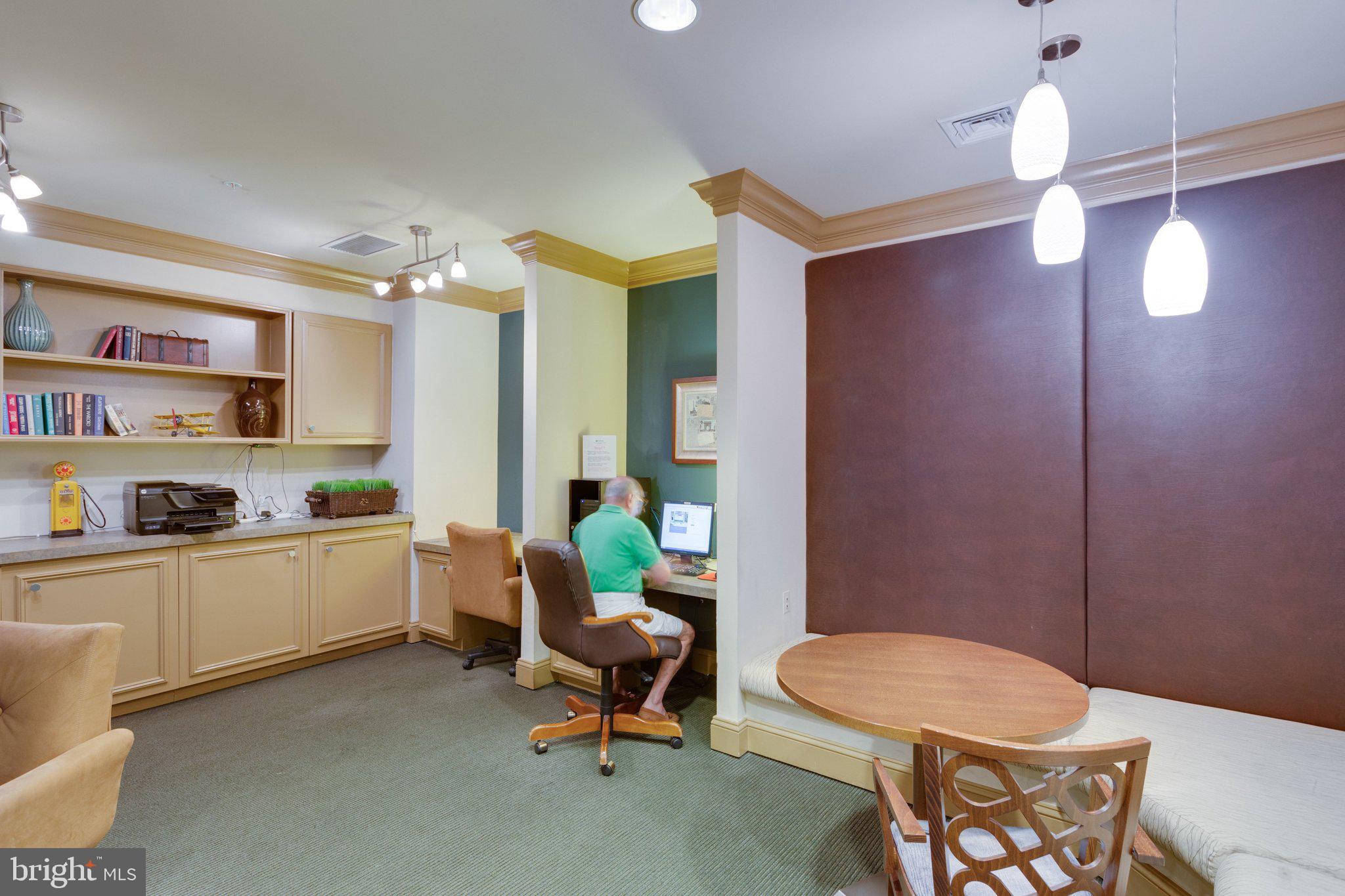 2655 PROSPERITY AVENUE 203