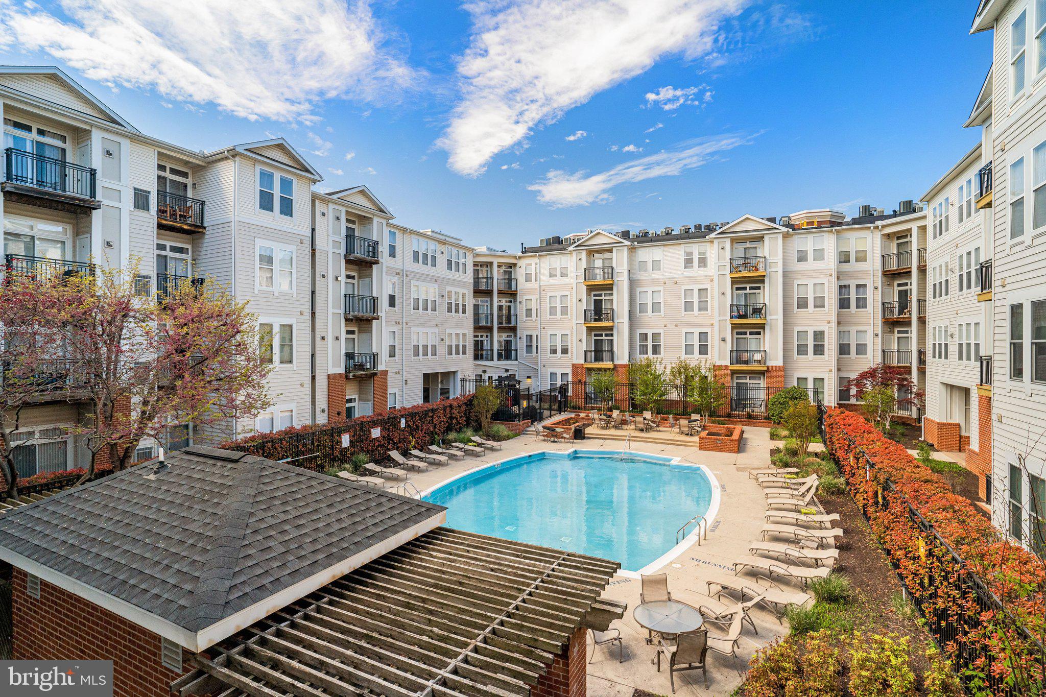 2655 PROSPERITY AVENUE 203