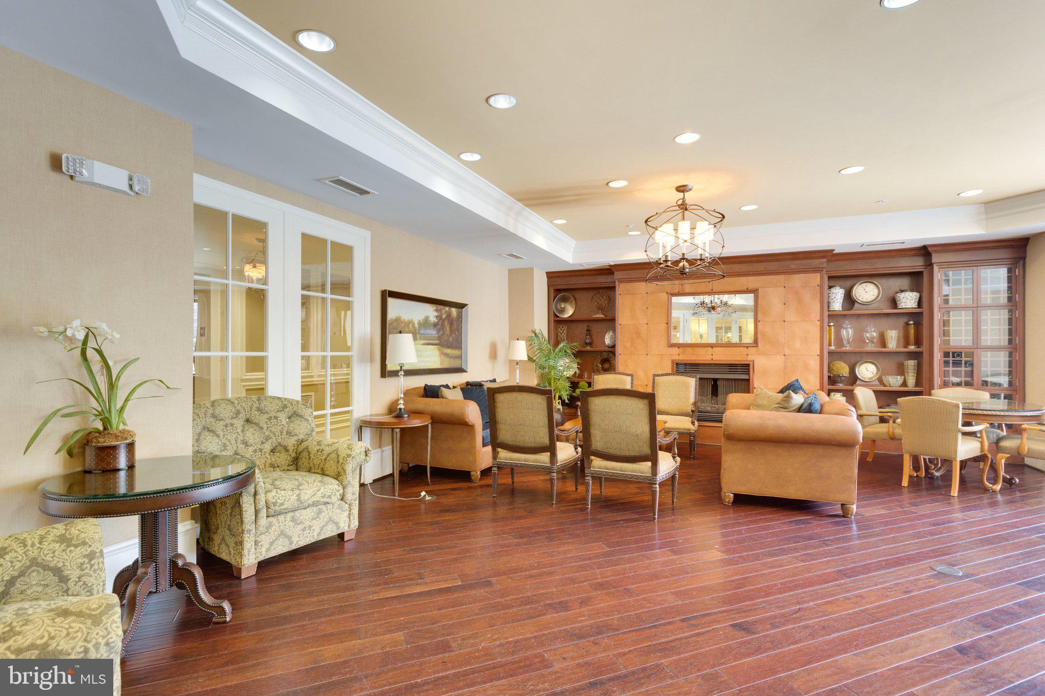 2655 PROSPERITY AVENUE 203