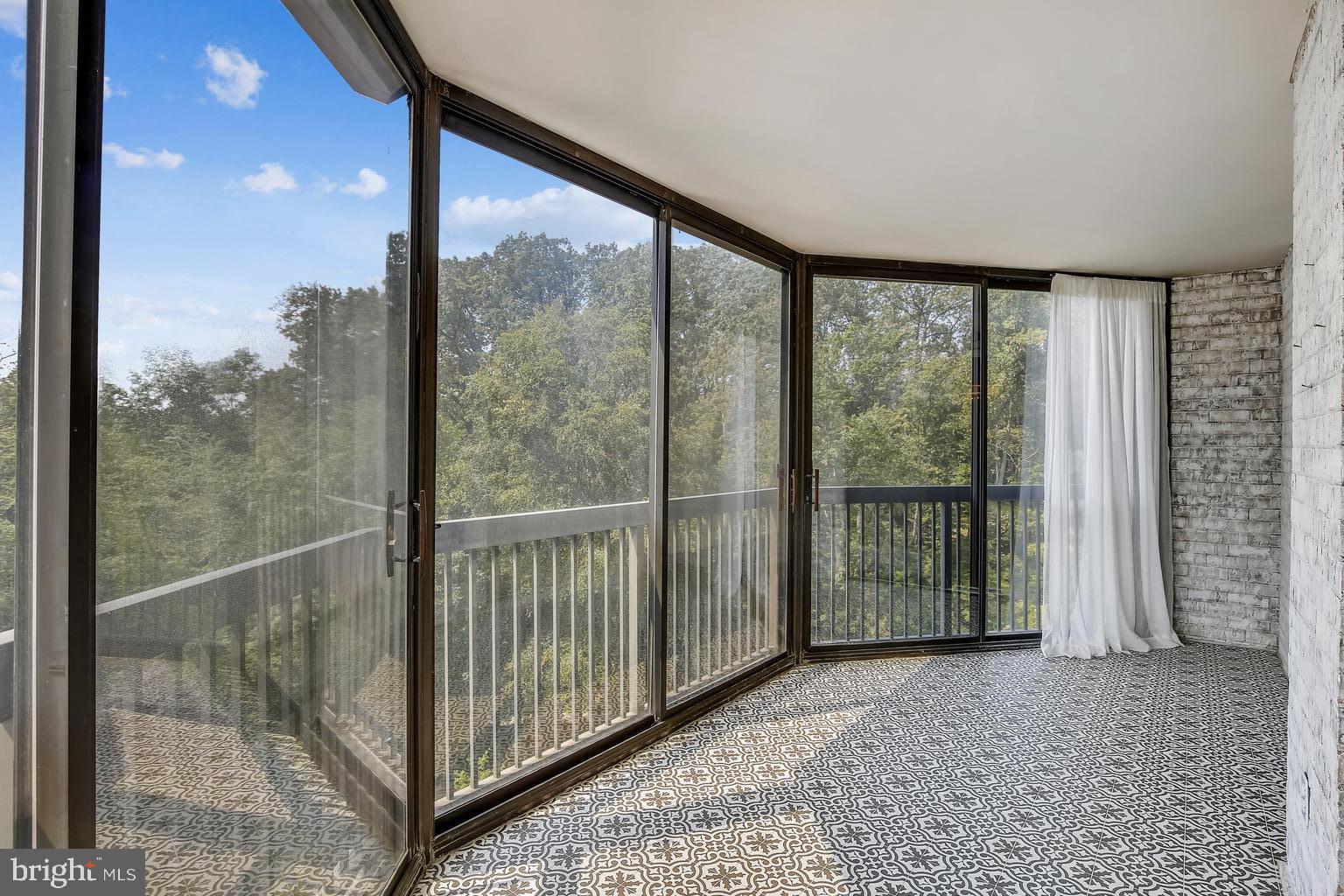 5902 MOUNT EAGLE DRIVE 310