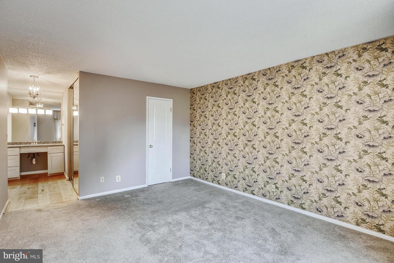 5902 MOUNT EAGLE DRIVE 310