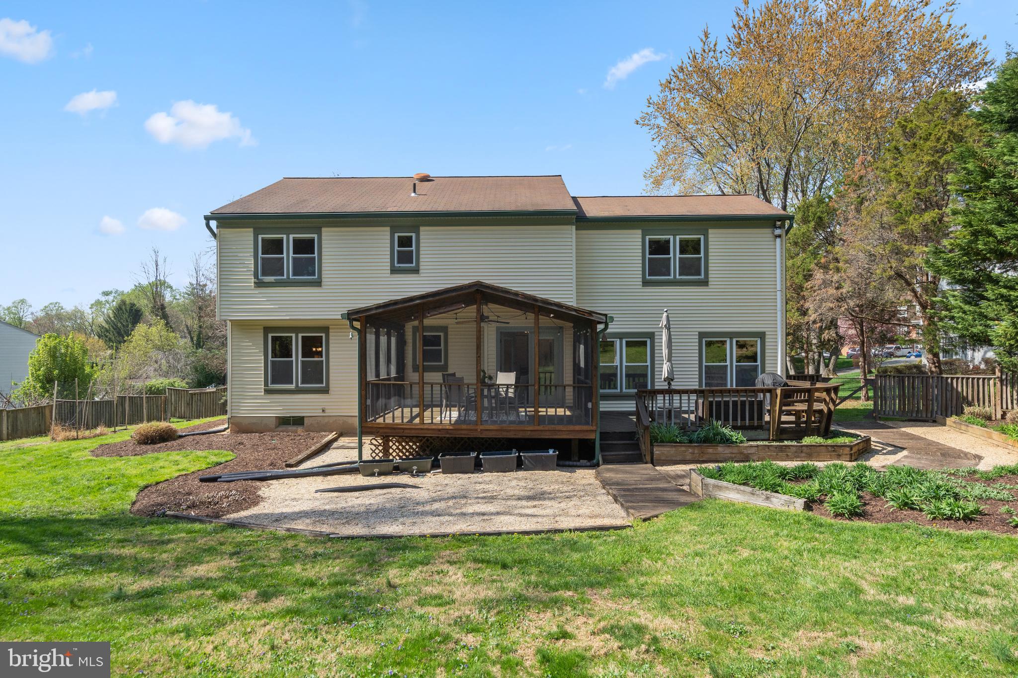 9605 BRONTE DRIVE