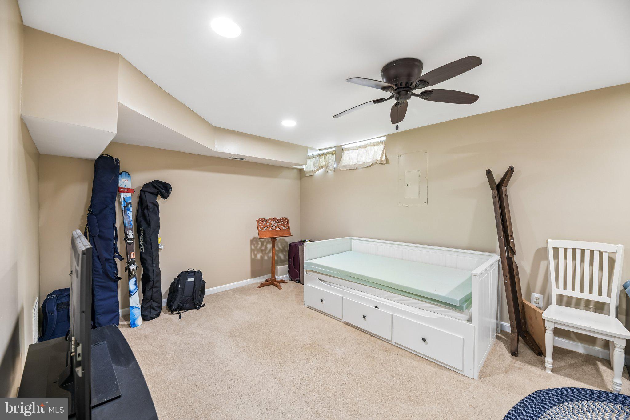 7134 WESTFIELD COURT
