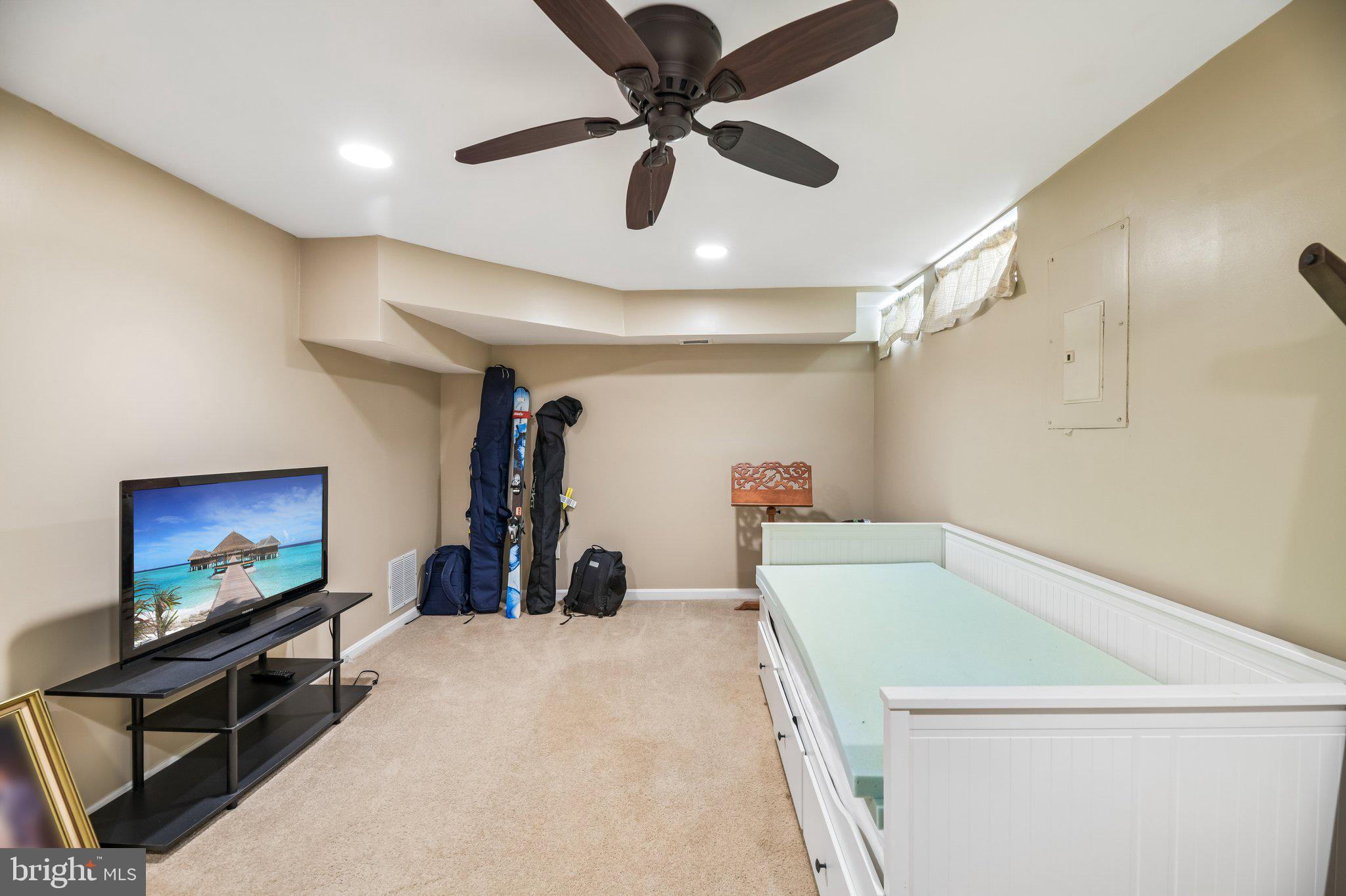 7134 WESTFIELD COURT