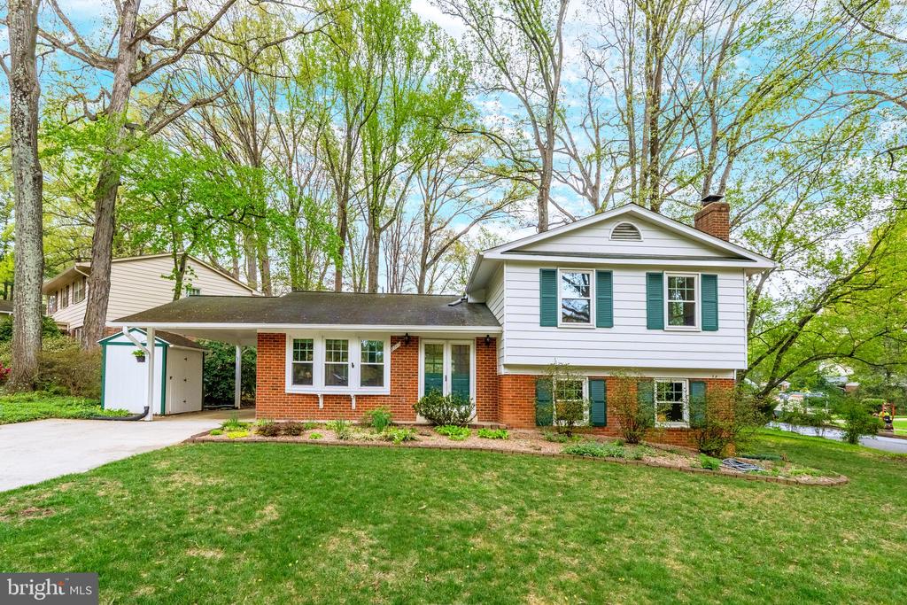 8717 HIGDON DRIVE