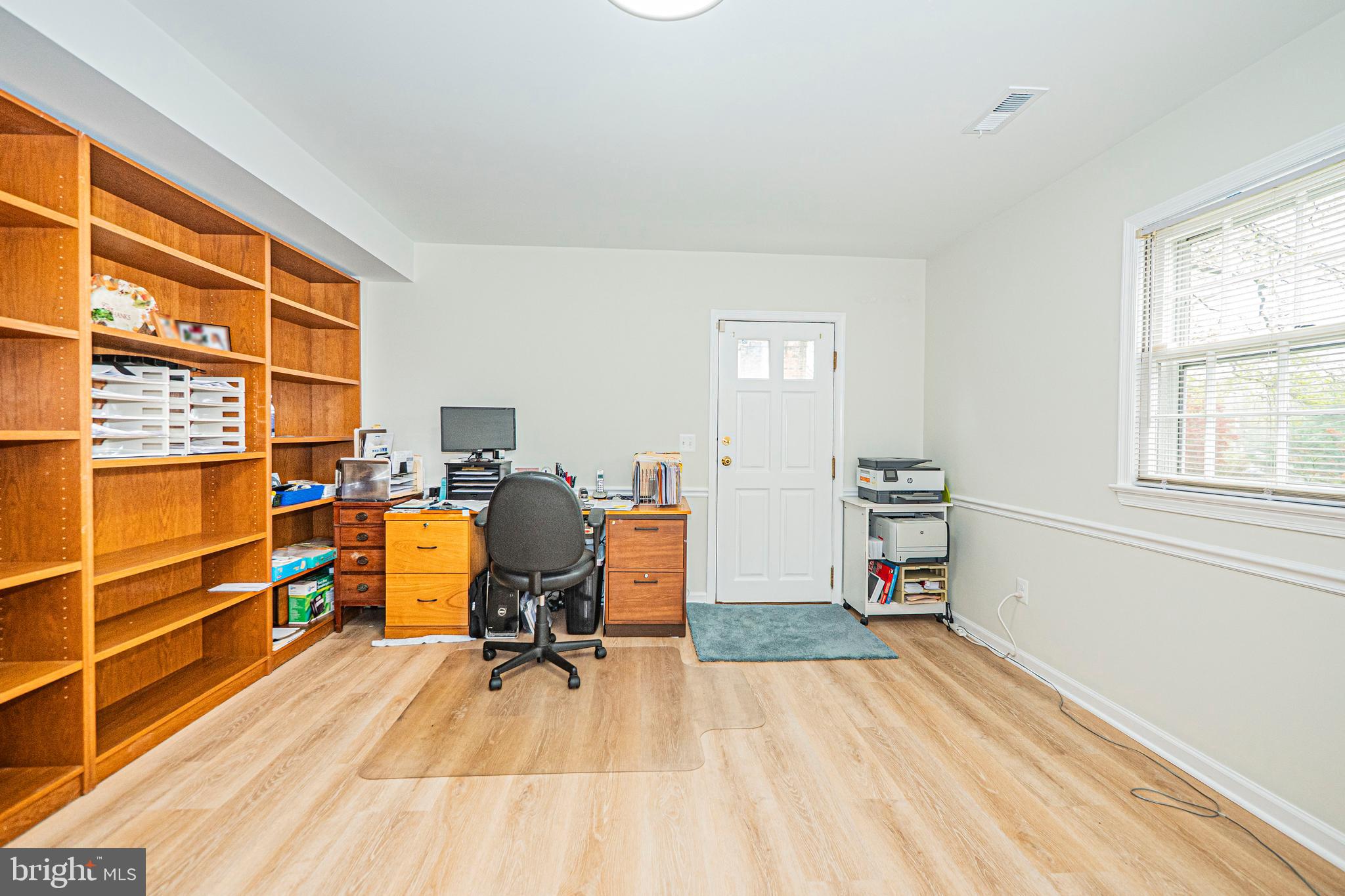 2419 CARON LANE
