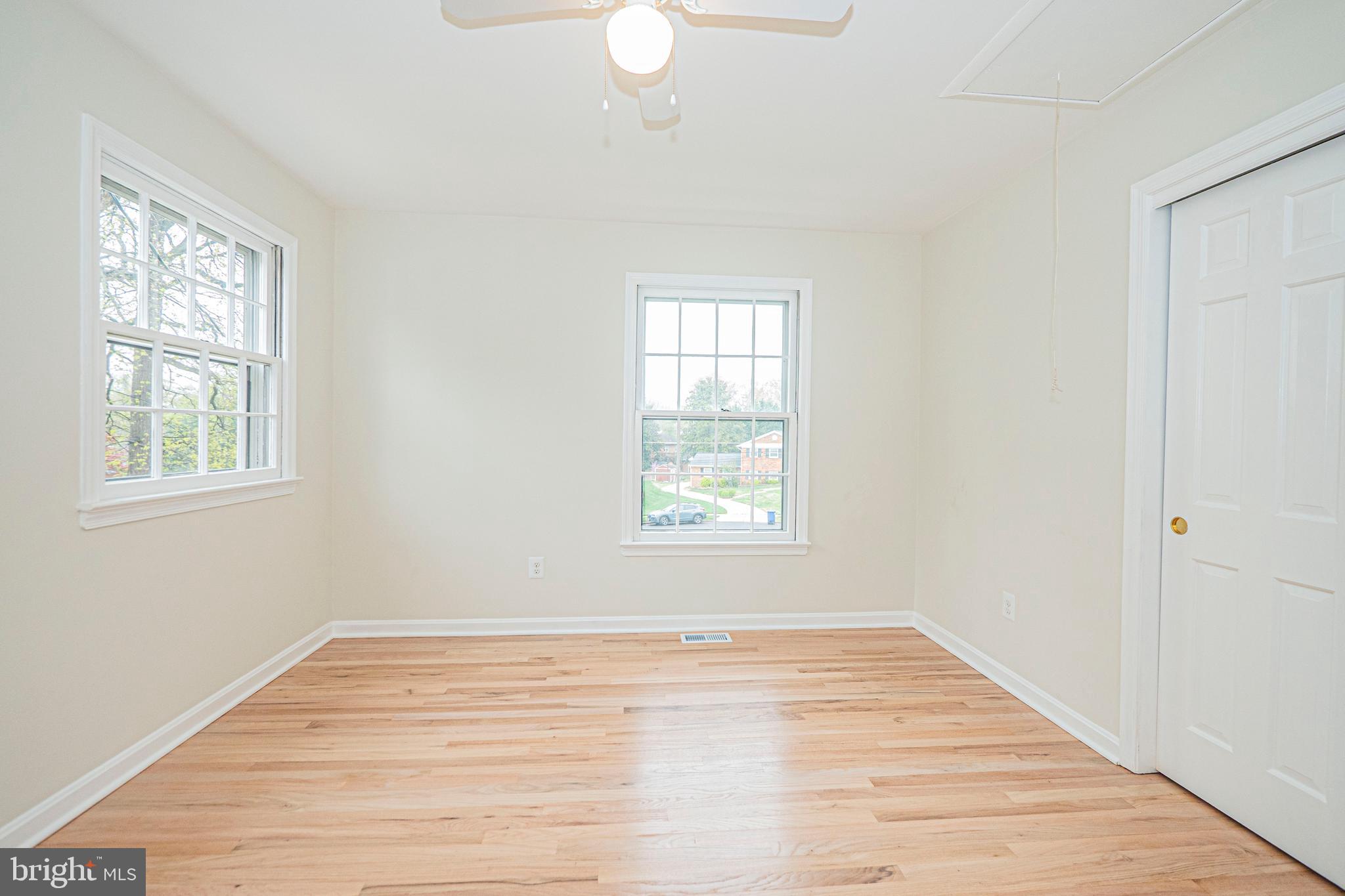 2419 CARON LANE