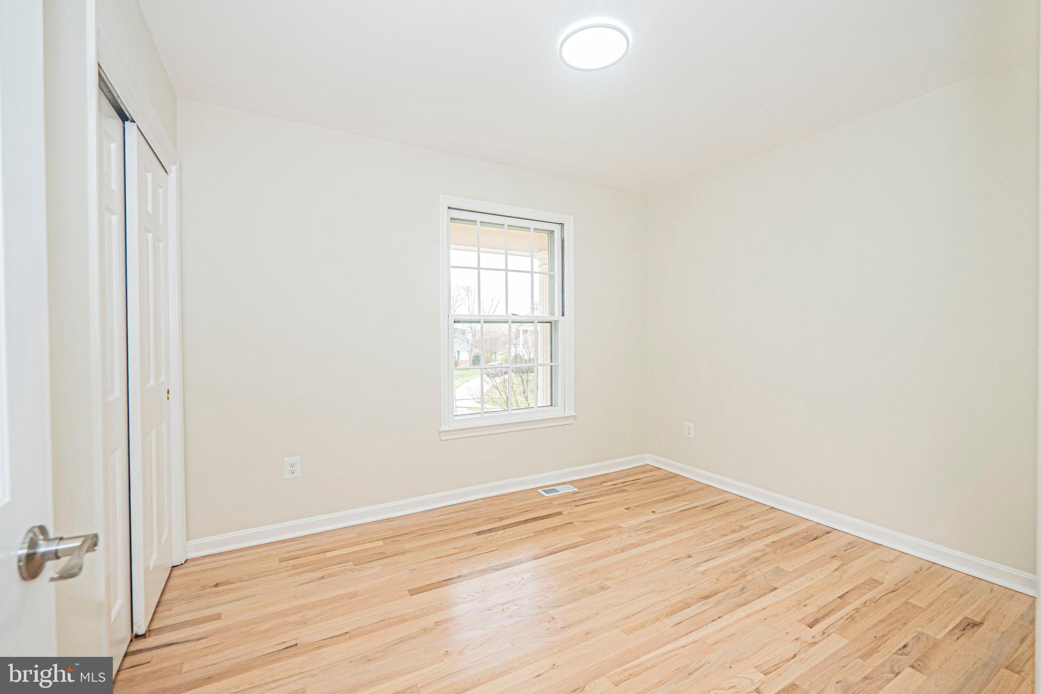 2419 CARON LANE