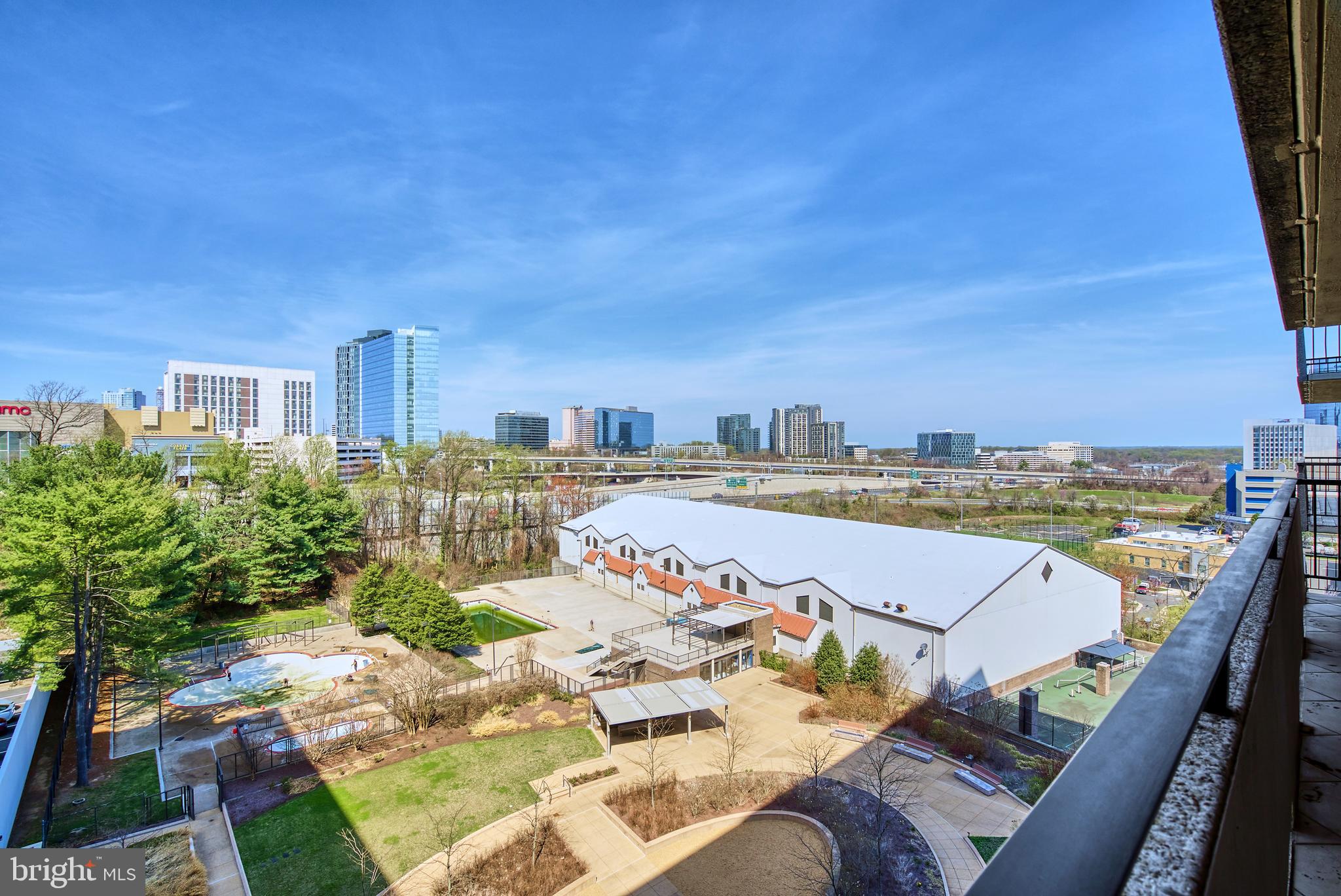 1800 OLD MEADOW ROAD 1006