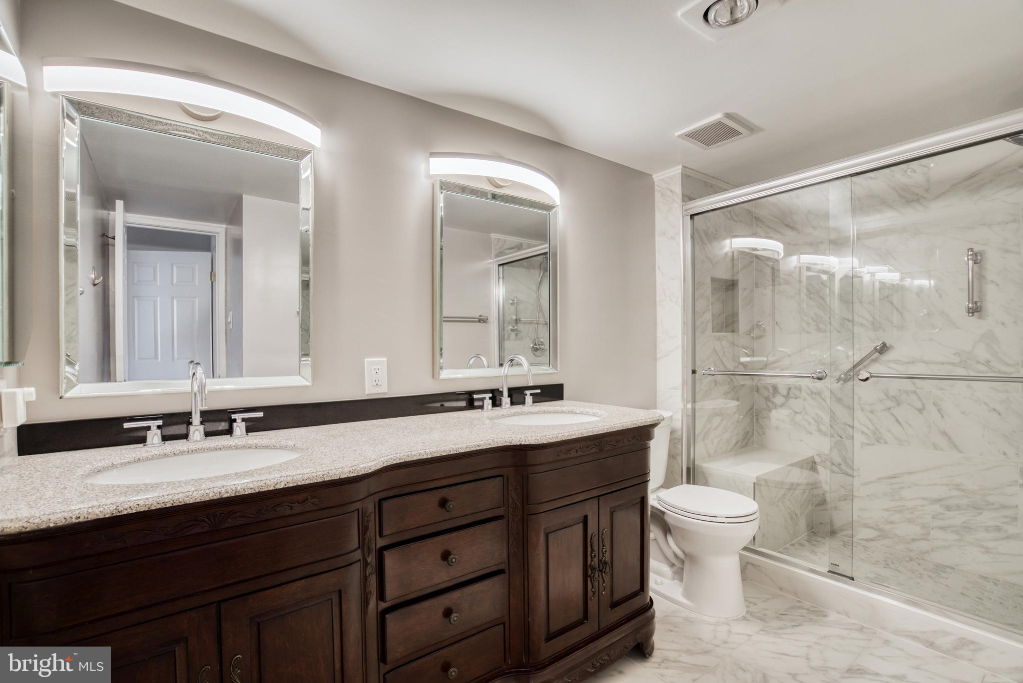 1800 OLD MEADOW ROAD 1006