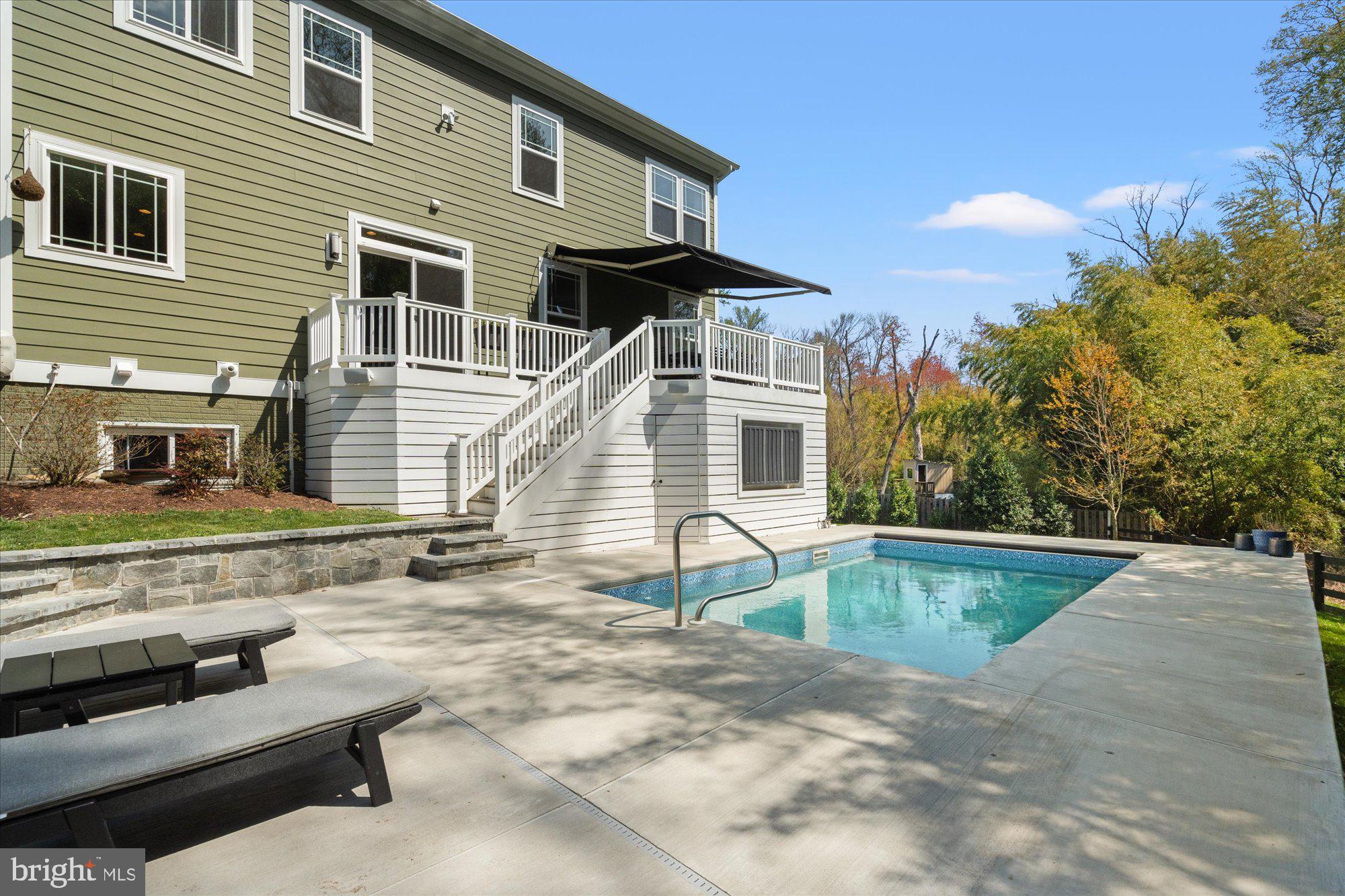 8112 WINGFIELD PLACE