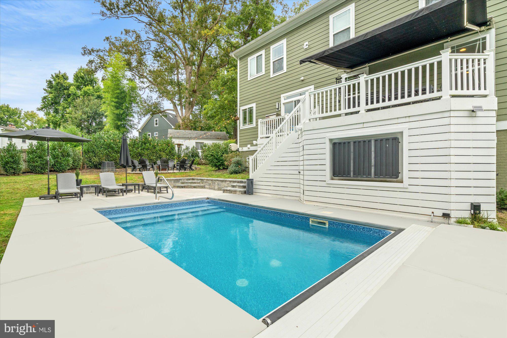 8112 WINGFIELD PLACE