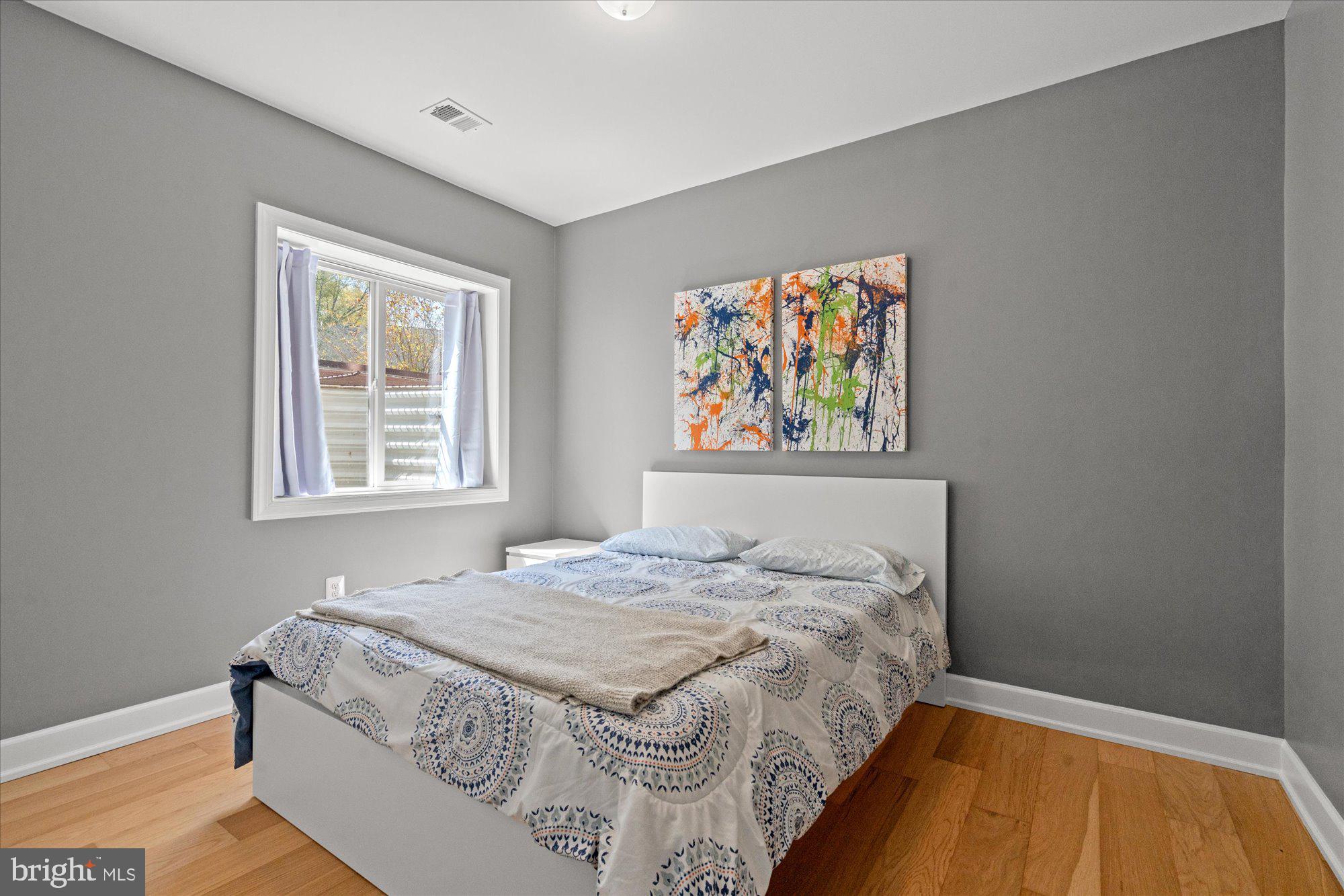 8112 WINGFIELD PLACE