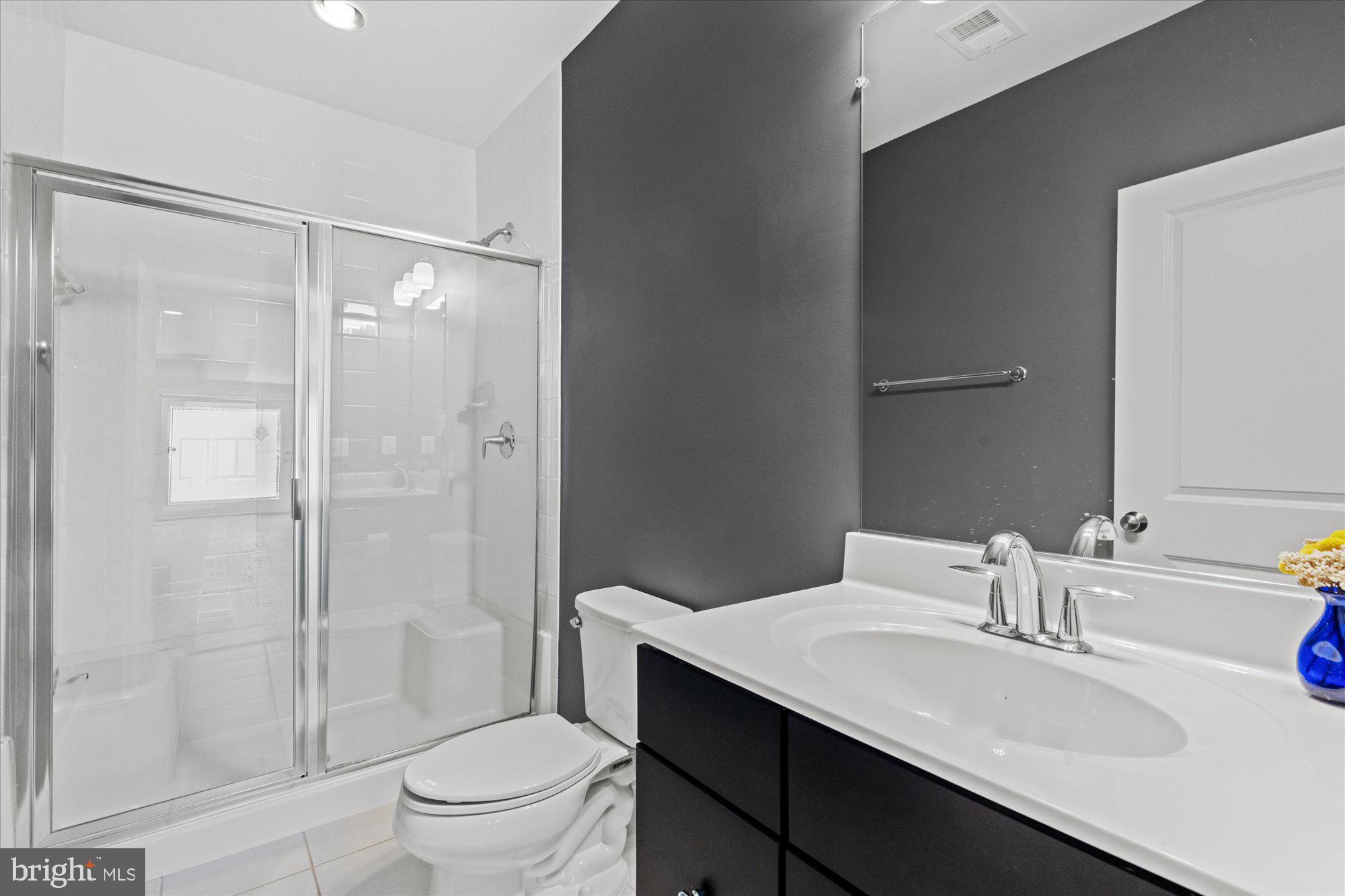 8112 WINGFIELD PLACE