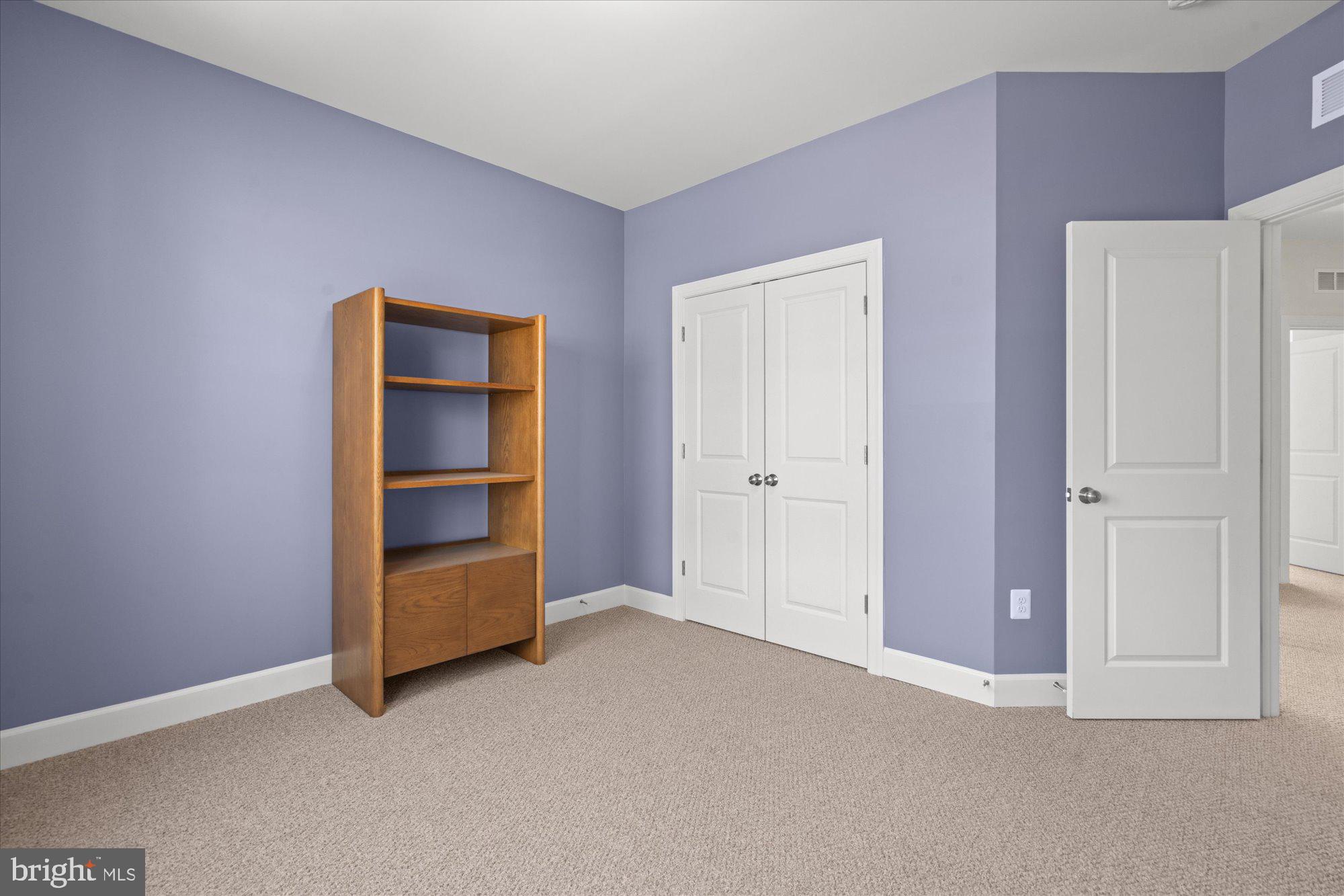 8112 WINGFIELD PLACE