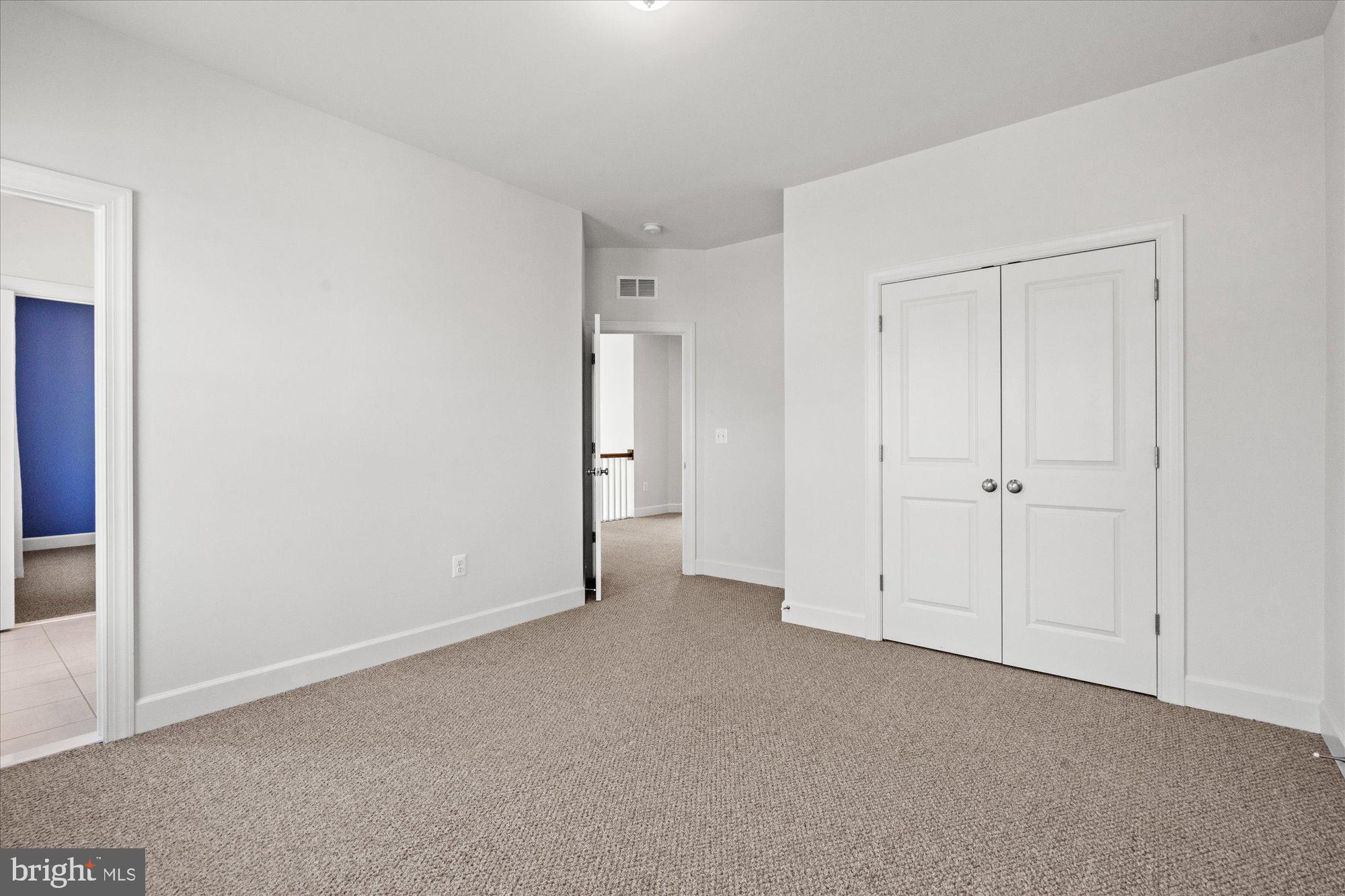 8112 WINGFIELD PLACE