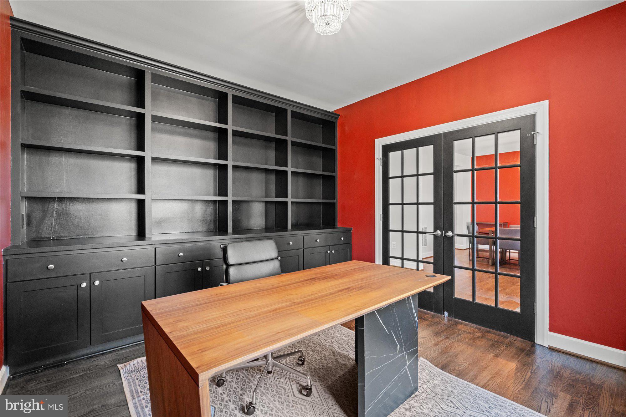 8112 WINGFIELD PLACE