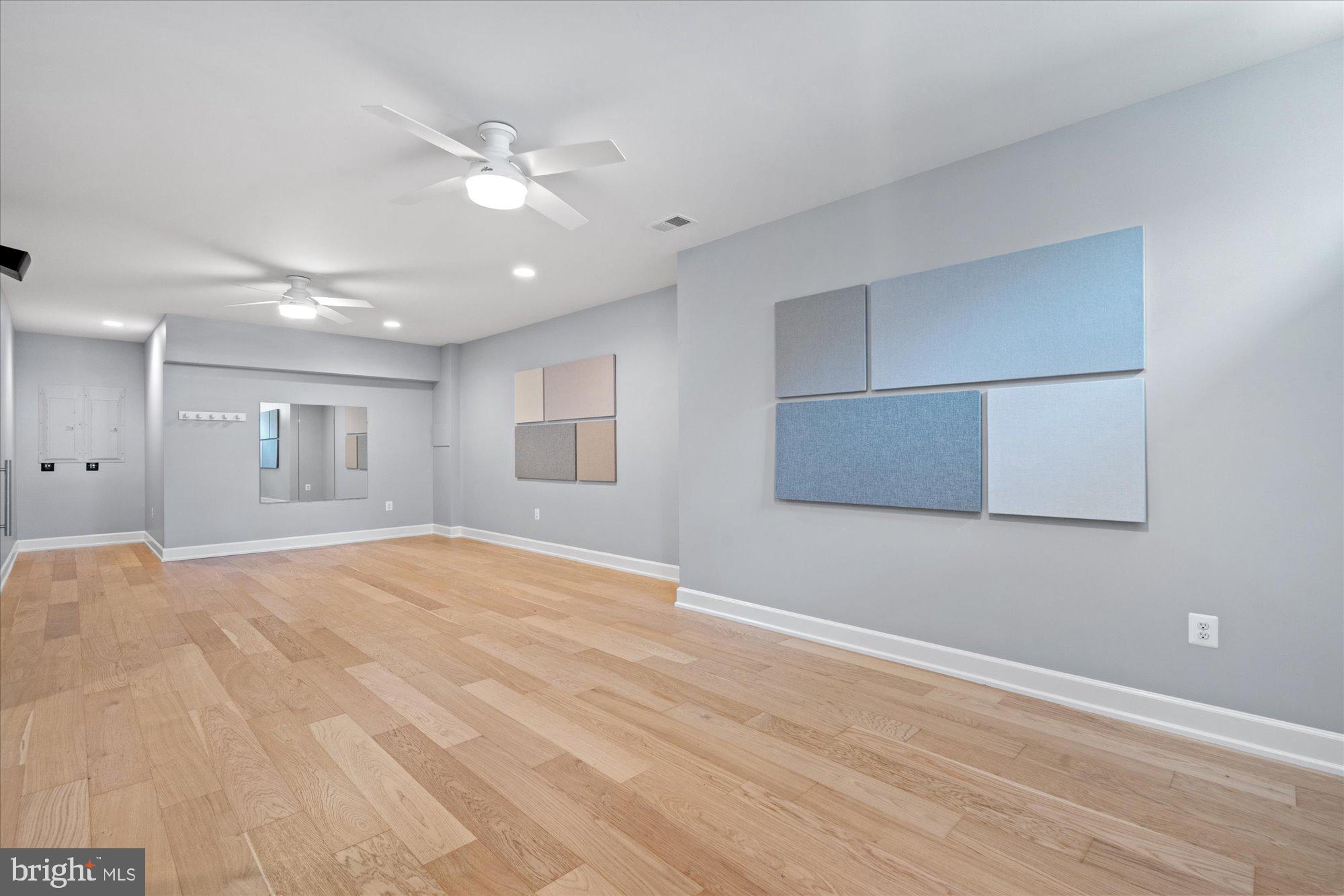 8112 WINGFIELD PLACE