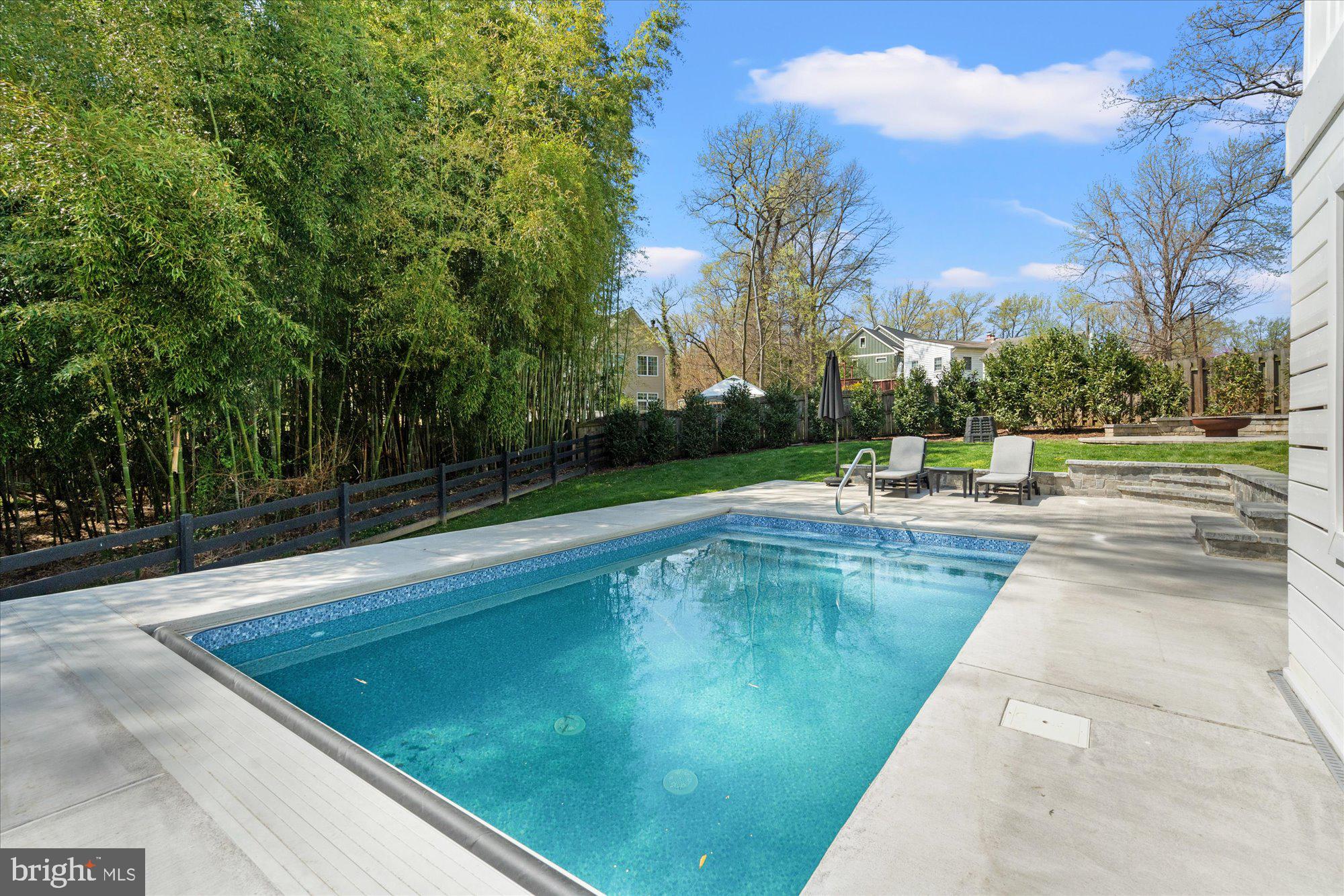 8112 WINGFIELD PLACE