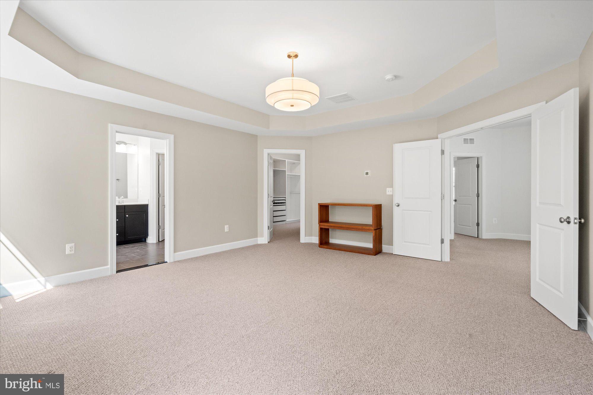 8112 WINGFIELD PLACE