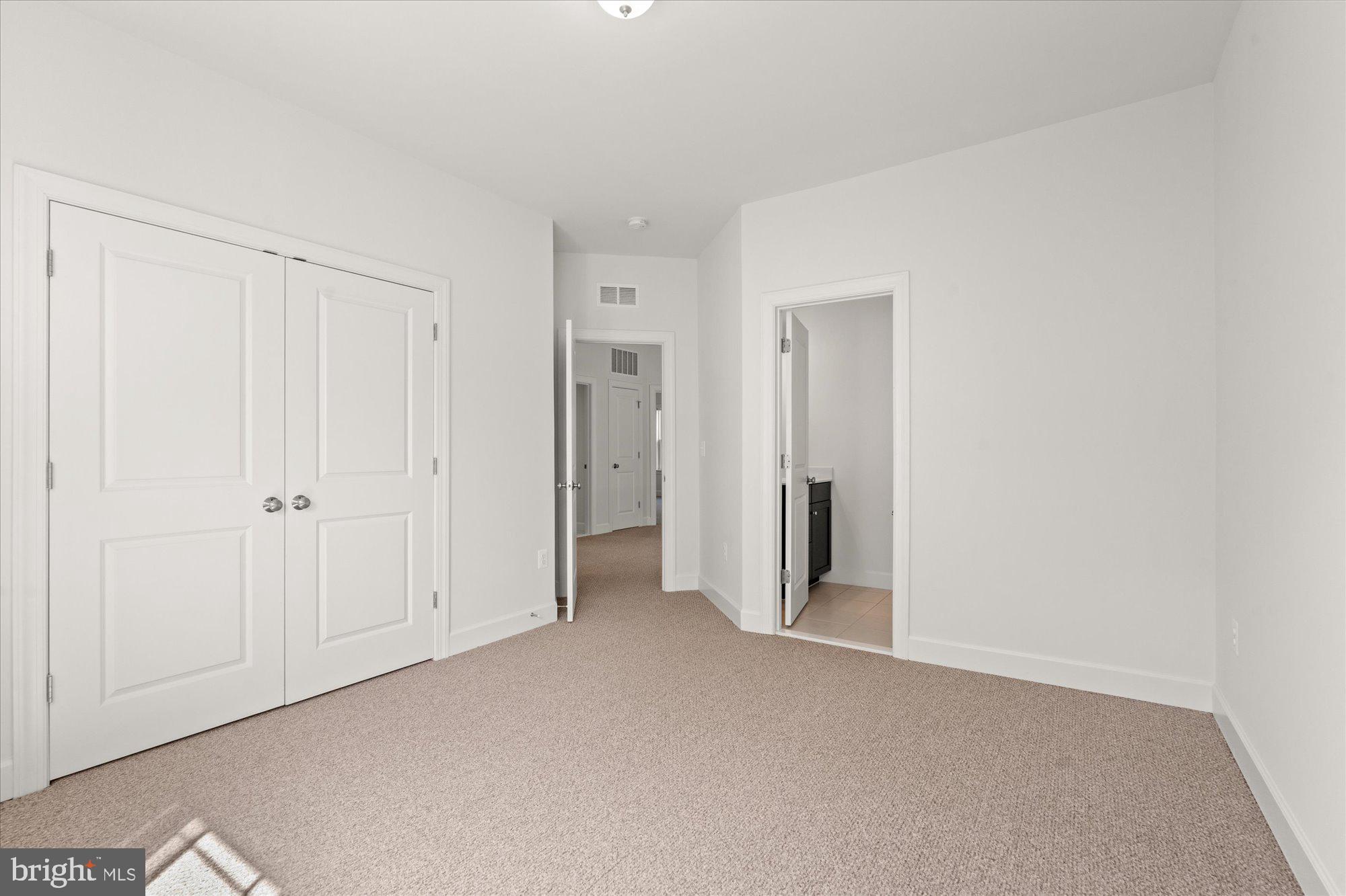 8112 WINGFIELD PLACE