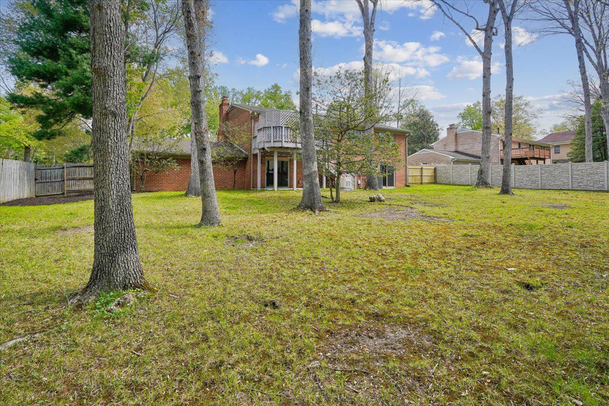 8913 BLUEGATE DRIVE