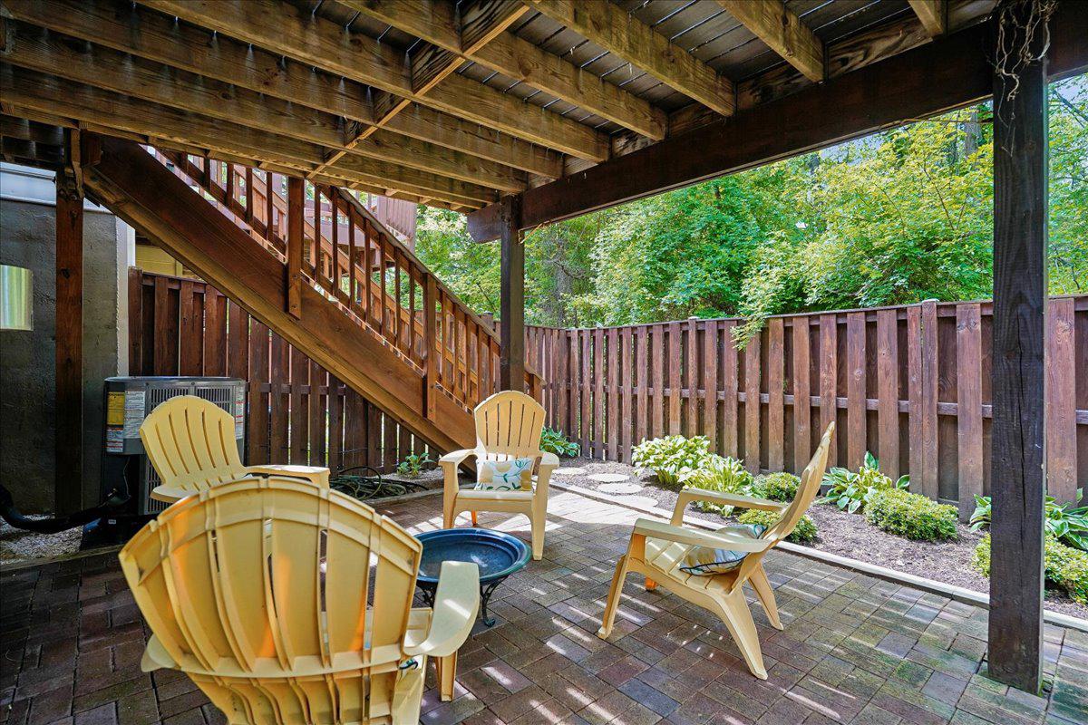 6556 KELSEY POINT CIRCLE
