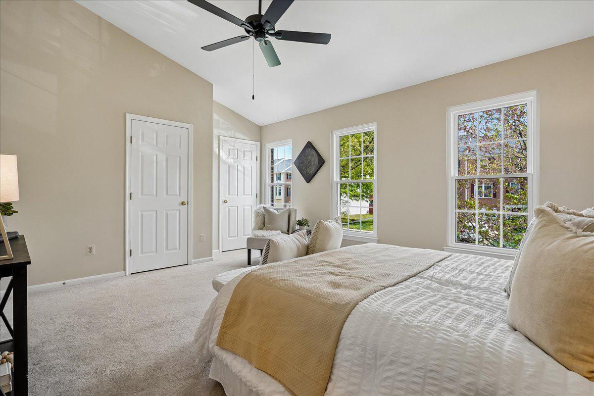 6556 KELSEY POINT CIRCLE