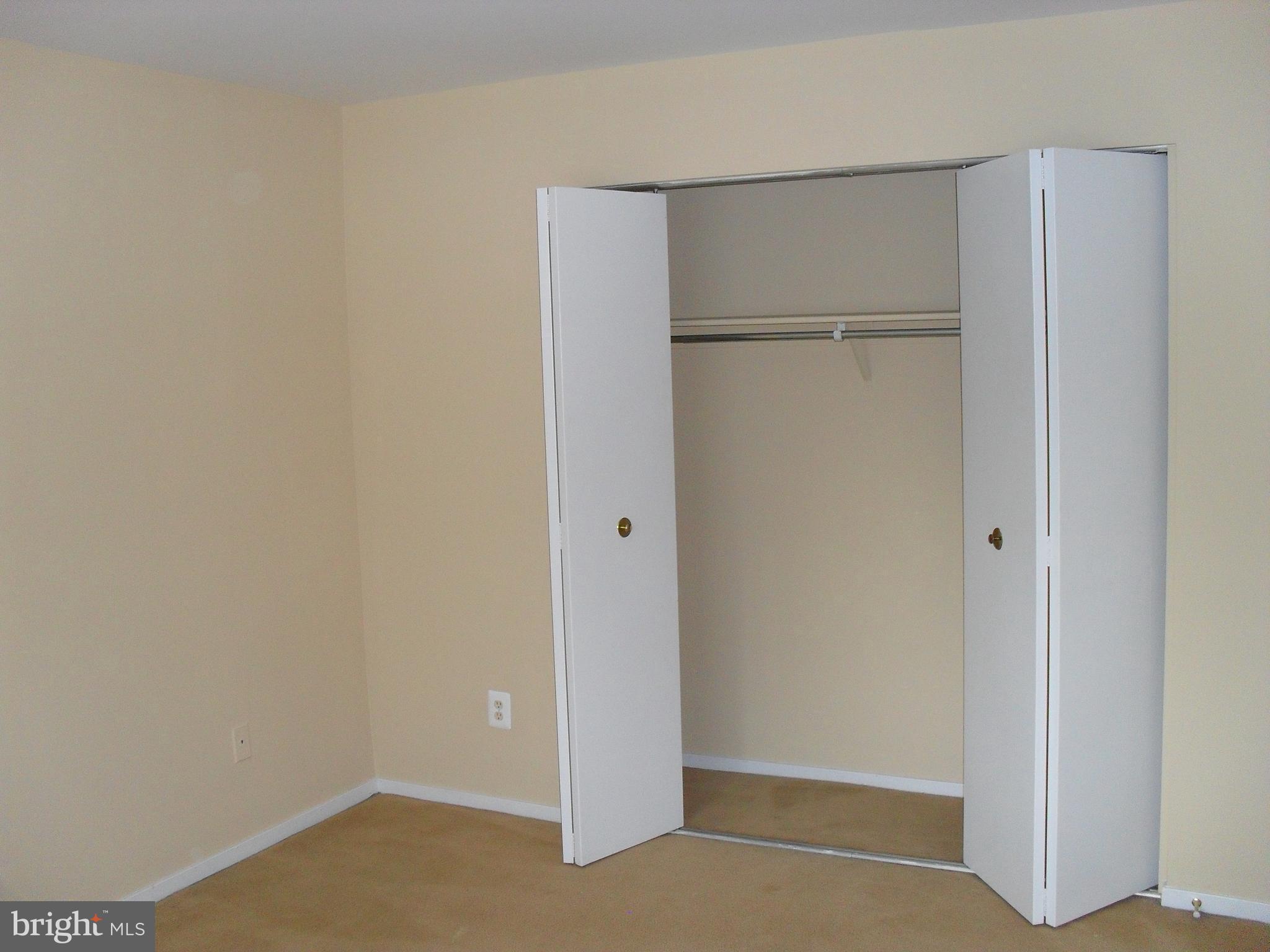 1659 PARKCREST CIRCLE C