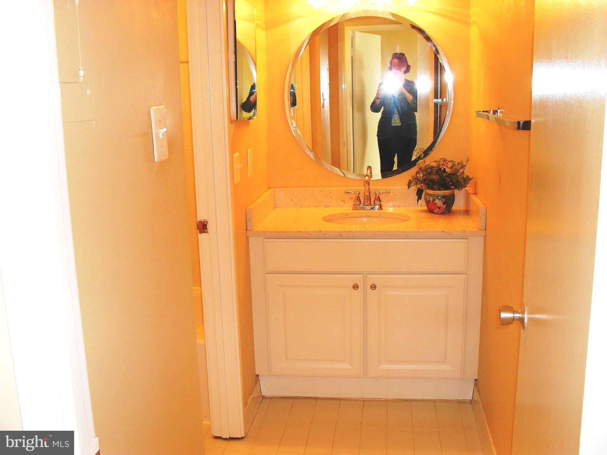 1659 PARKCREST CIRCLE C