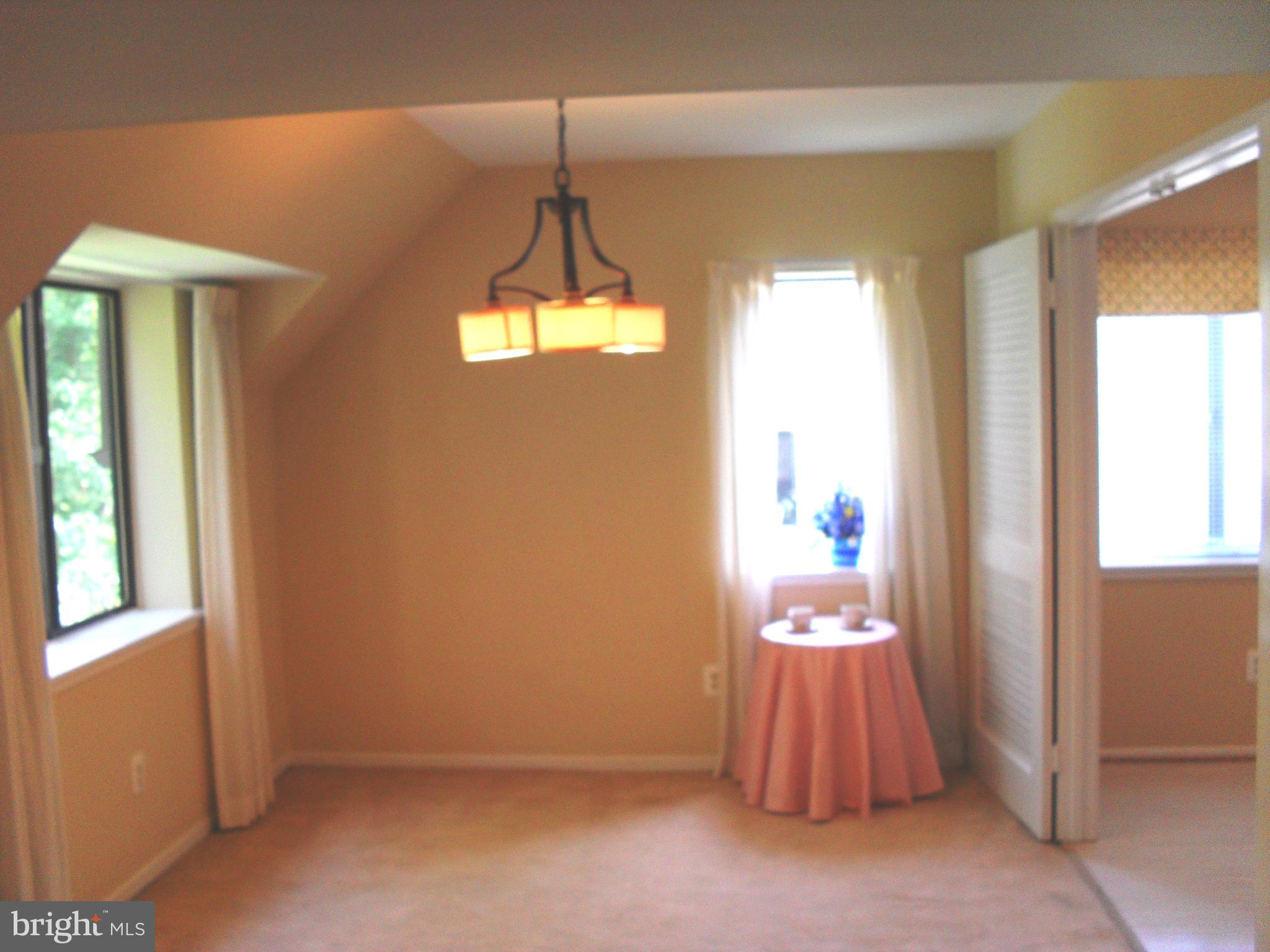 1659 PARKCREST CIRCLE C