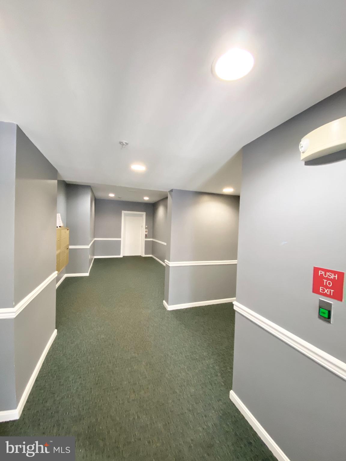 2663 MANHATTAN PLACE 304