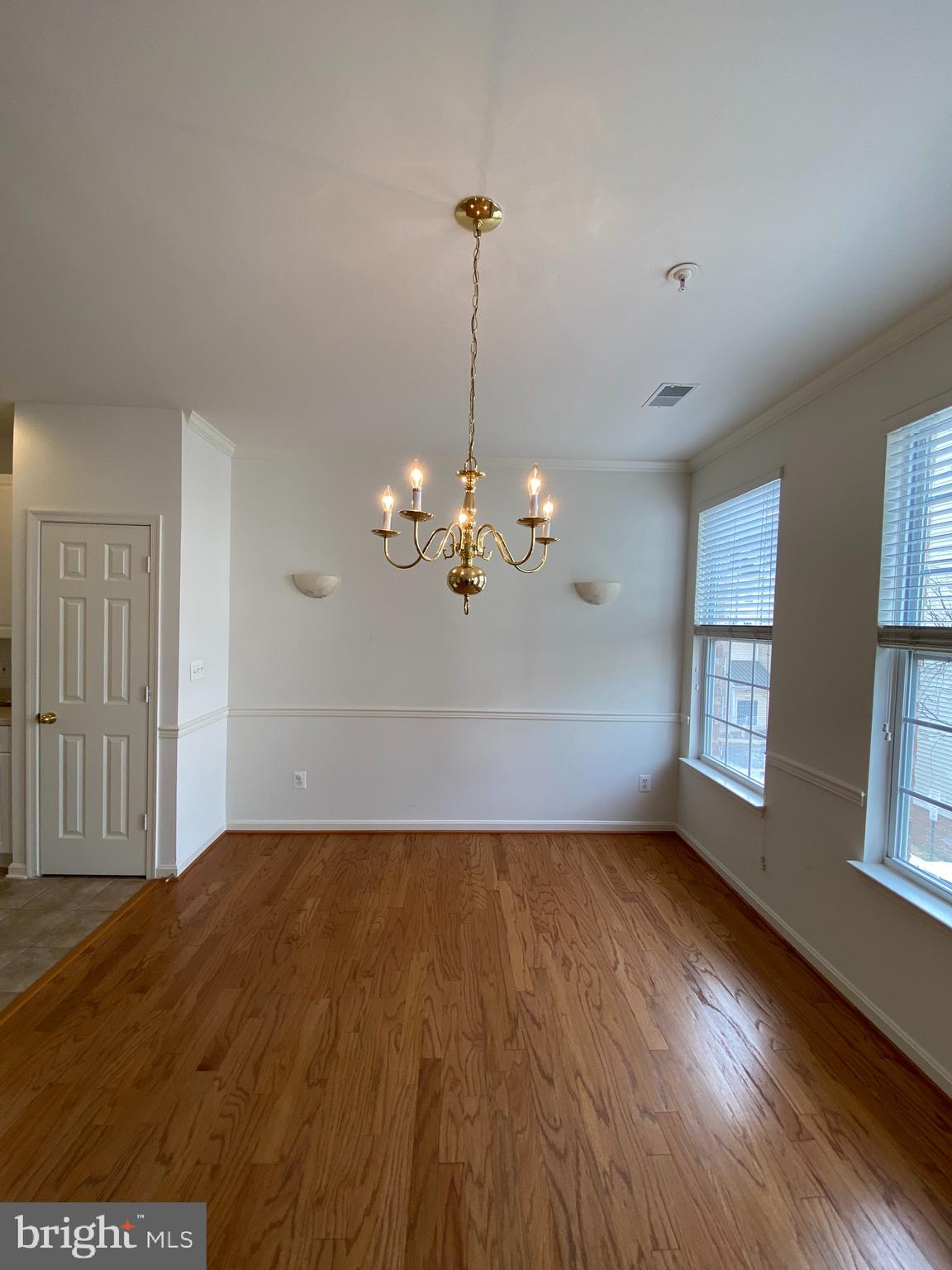 2663 MANHATTAN PLACE 304