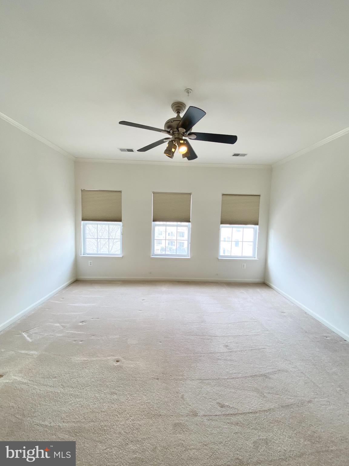 2663 MANHATTAN PLACE 304