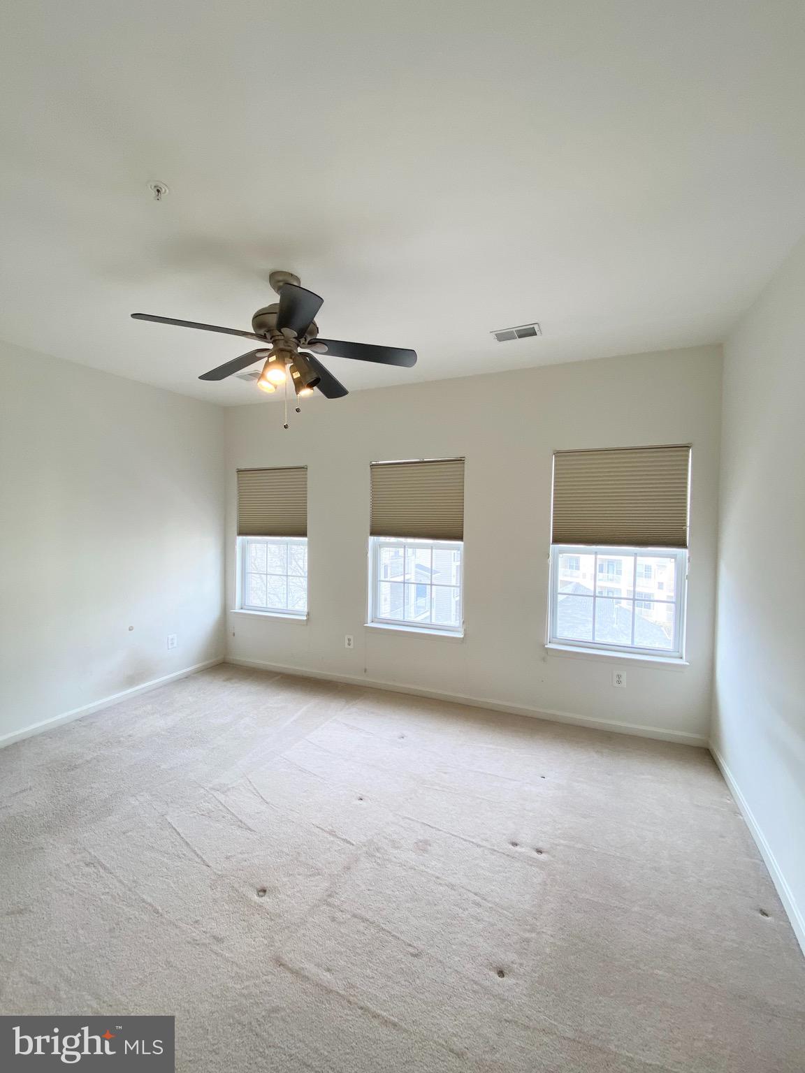 2663 MANHATTAN PLACE 304