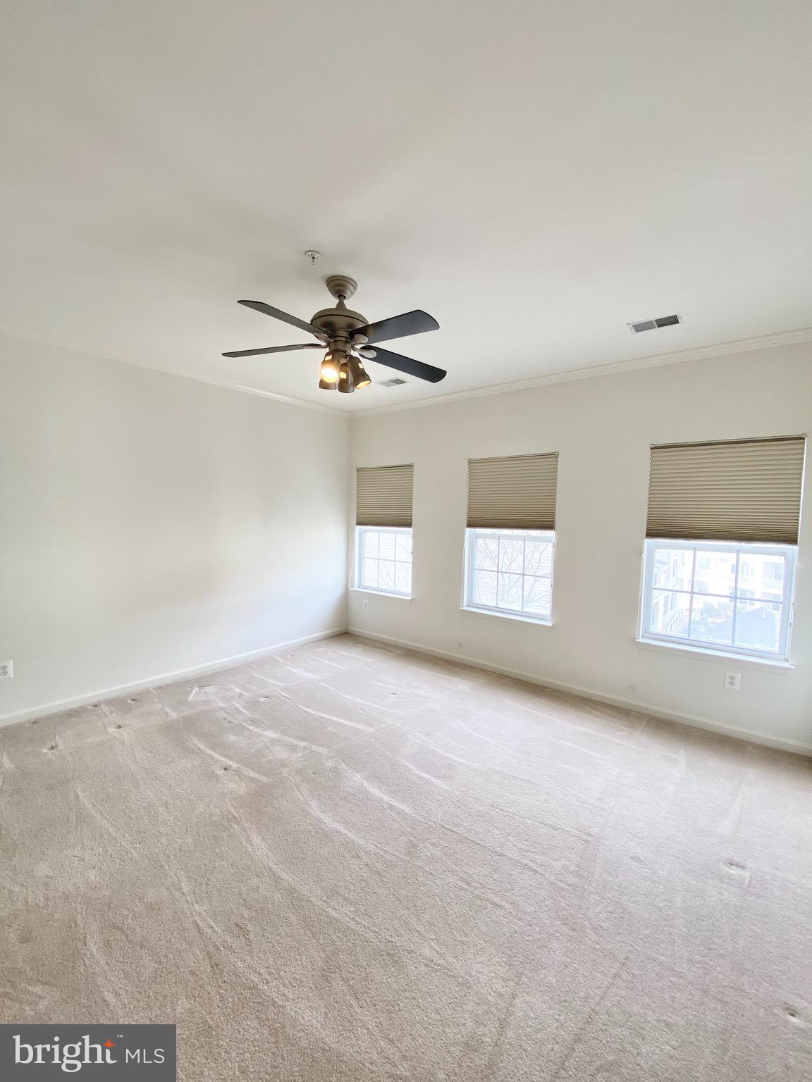 2663 MANHATTAN PLACE 304