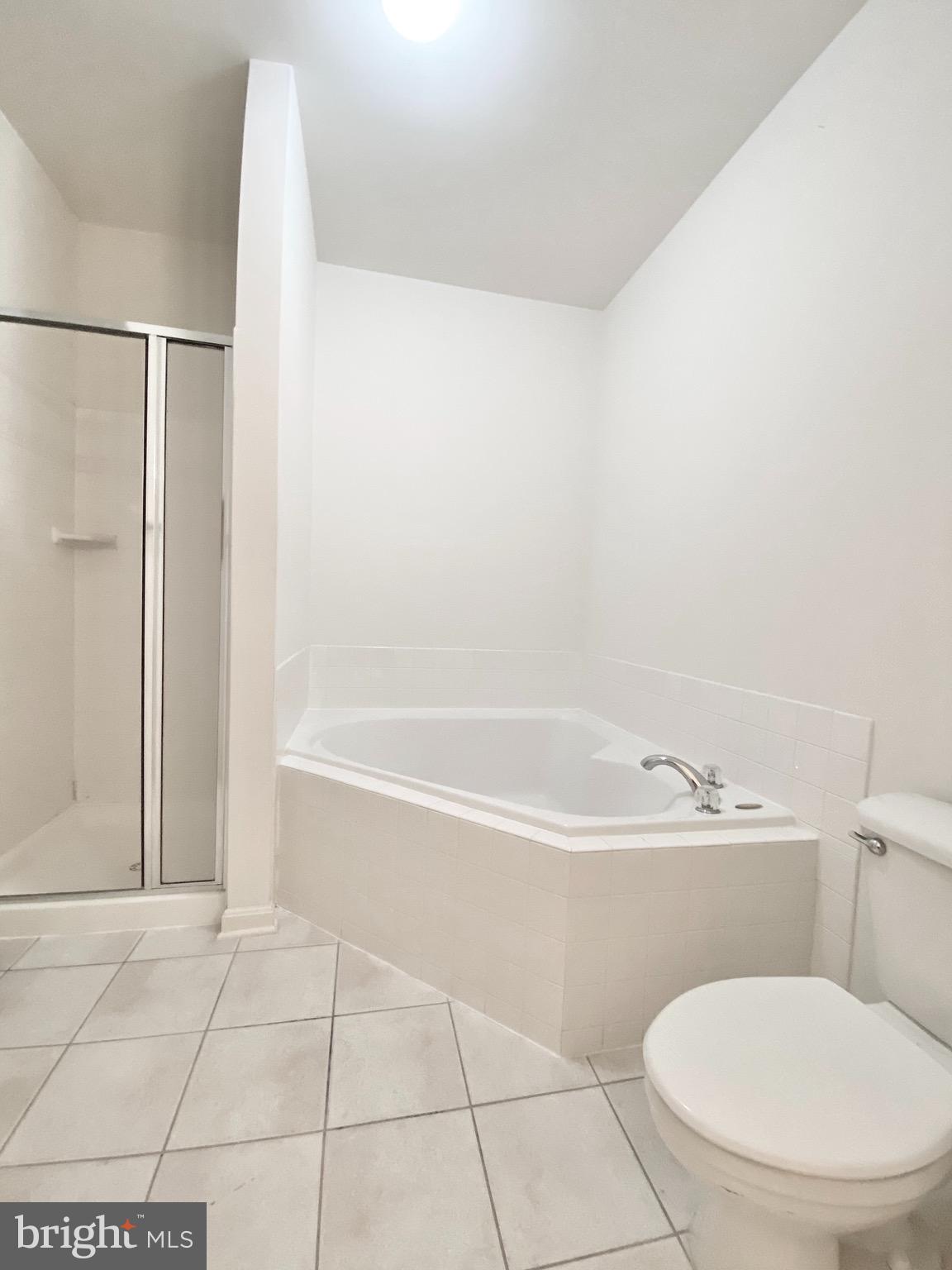 2663 MANHATTAN PLACE 304