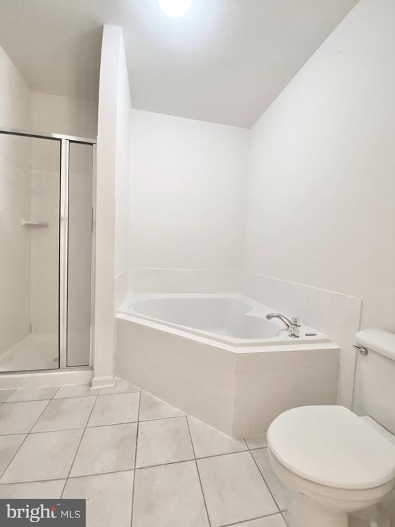 2663 MANHATTAN PLACE 304