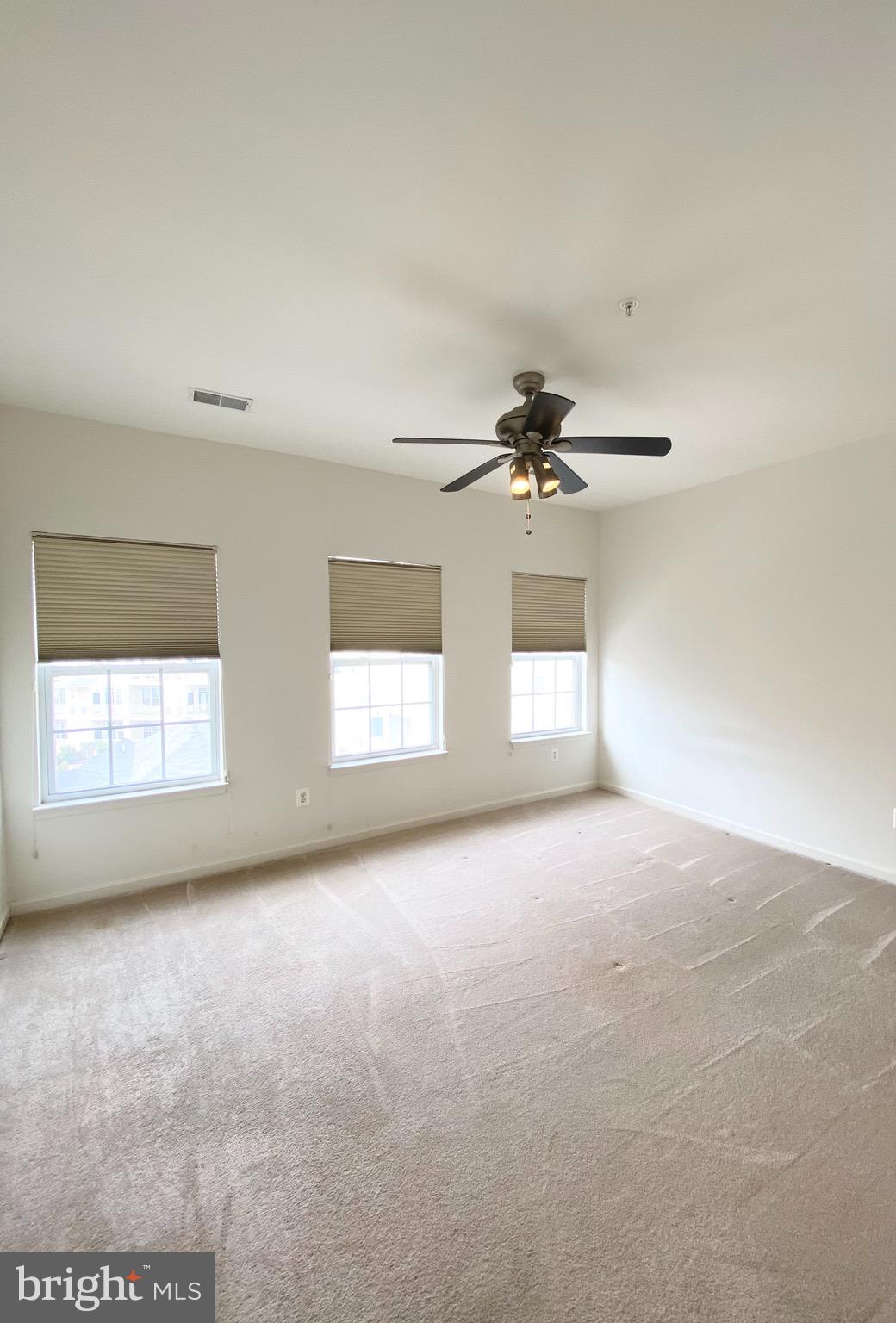 2663 MANHATTAN PLACE 304