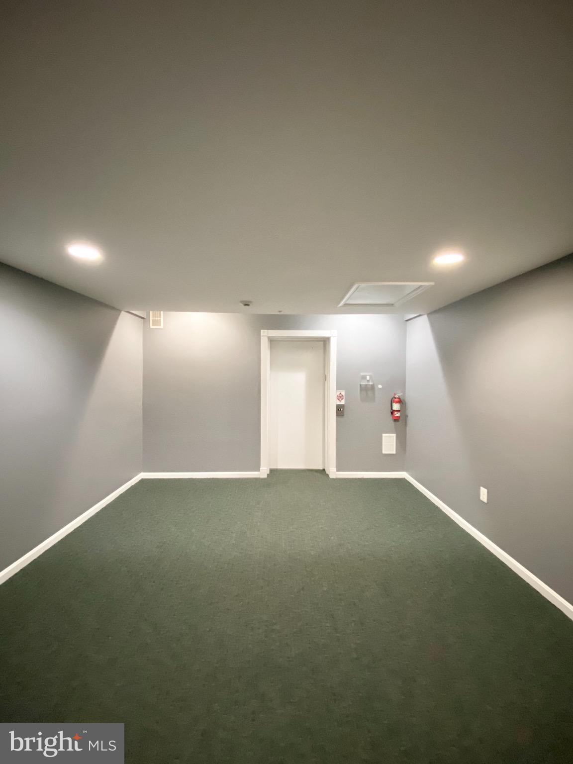 2663 MANHATTAN PLACE 304