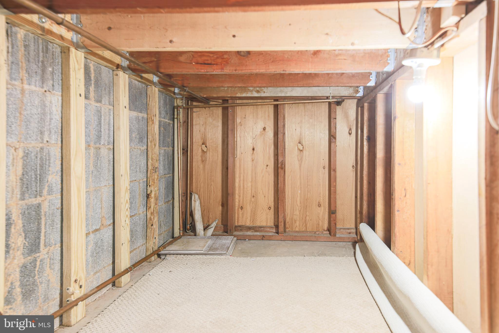 7200 POPKINS FARM ROAD