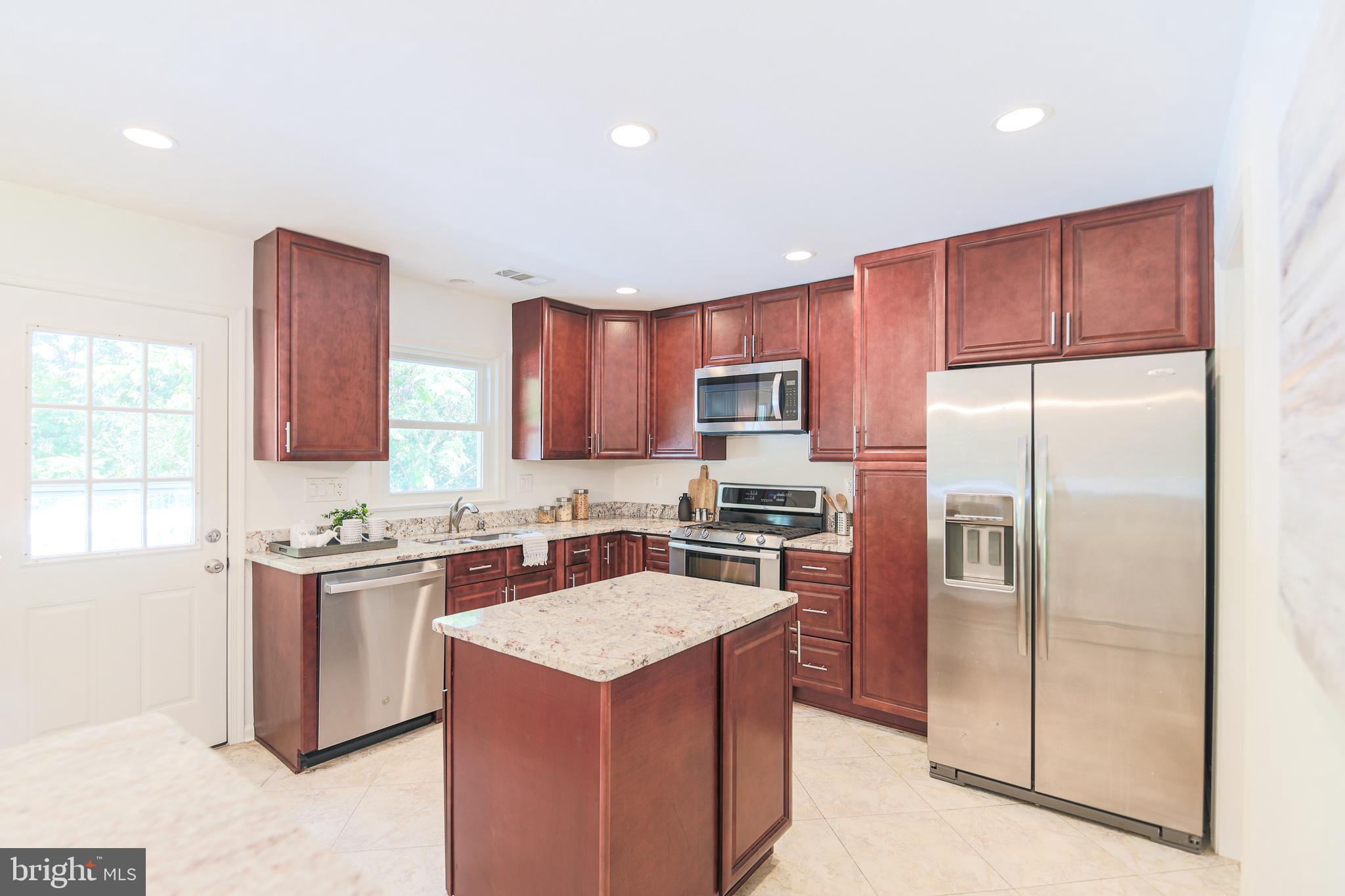 7200 POPKINS FARM ROAD