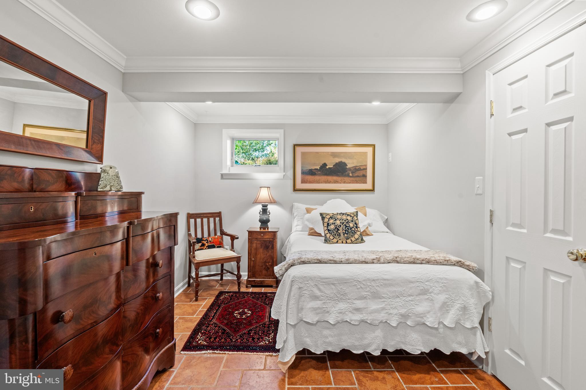 9025 CHARLES AUGUSTINE DRIVE