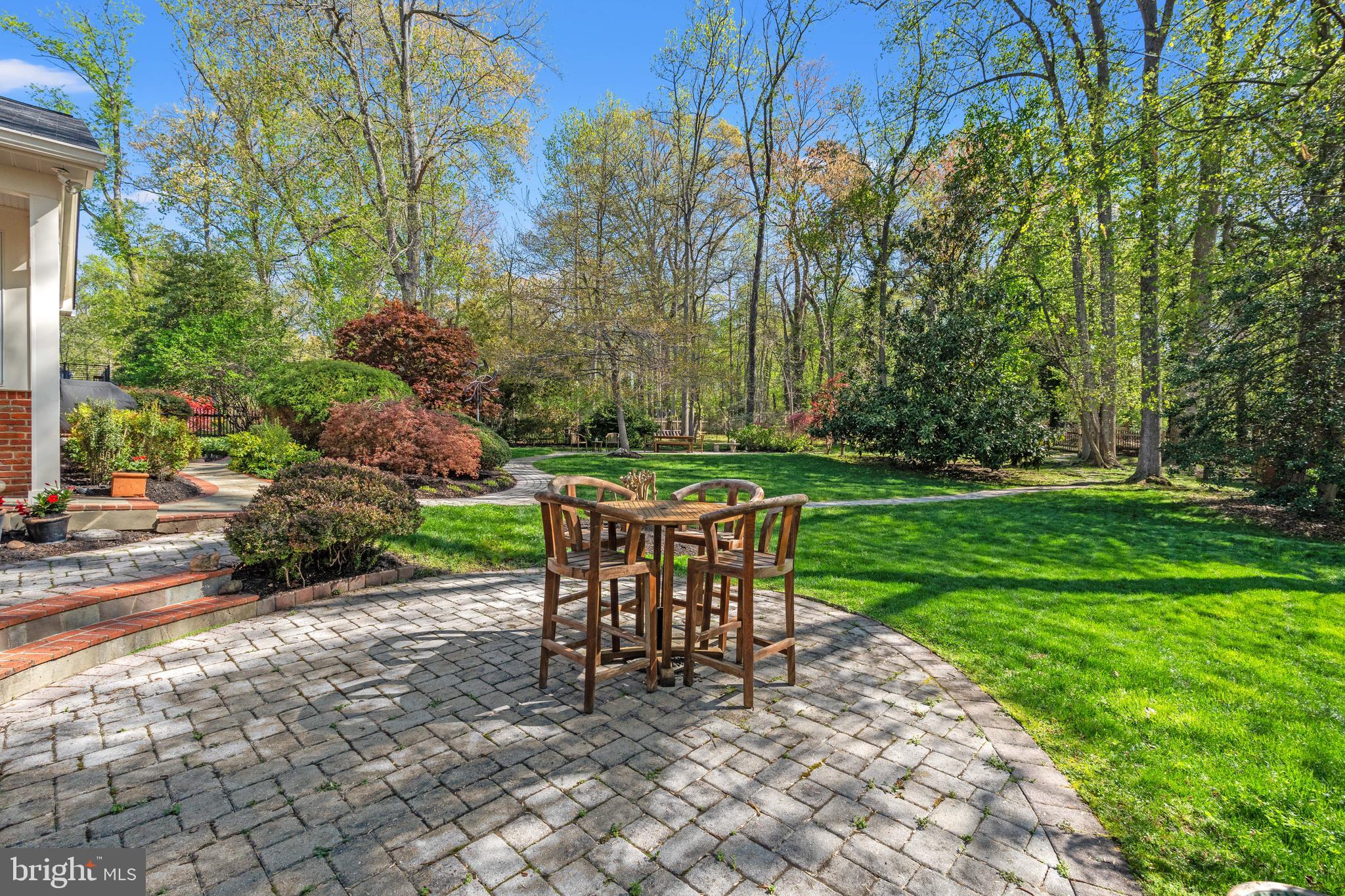 9025 CHARLES AUGUSTINE DRIVE